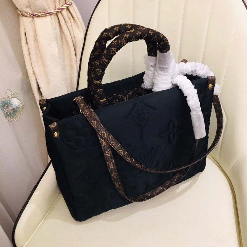 Louis Vuitton Onthego Gm Tote Bag- Black
