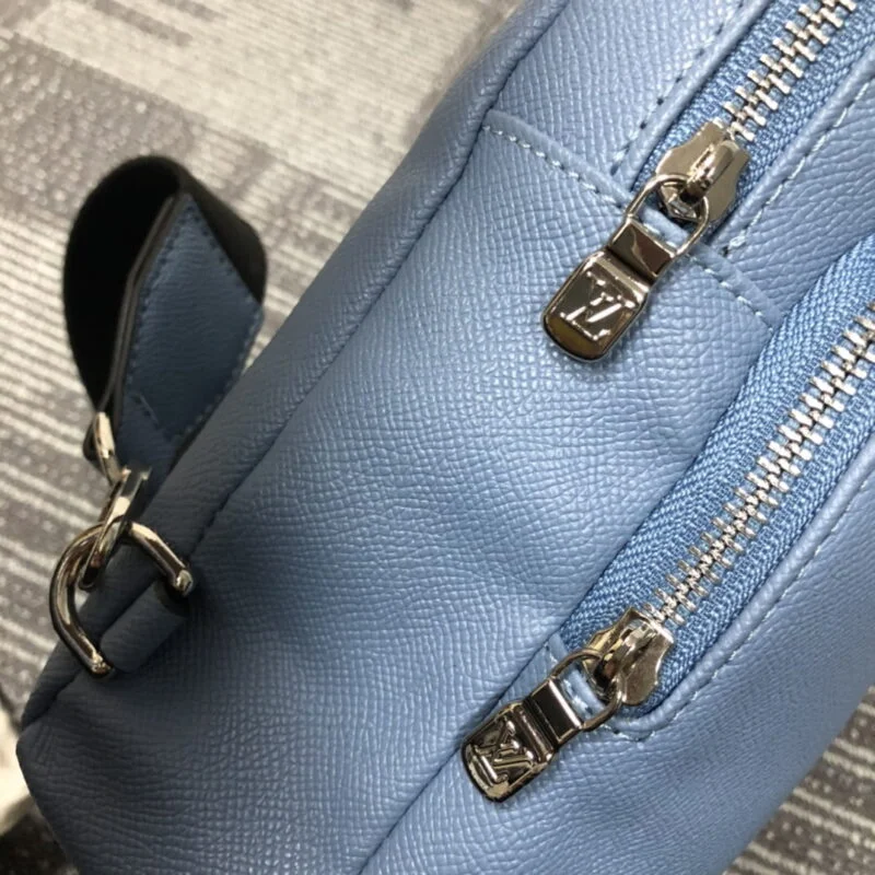 Louis Vuitton Avenue Sling Bag M30443