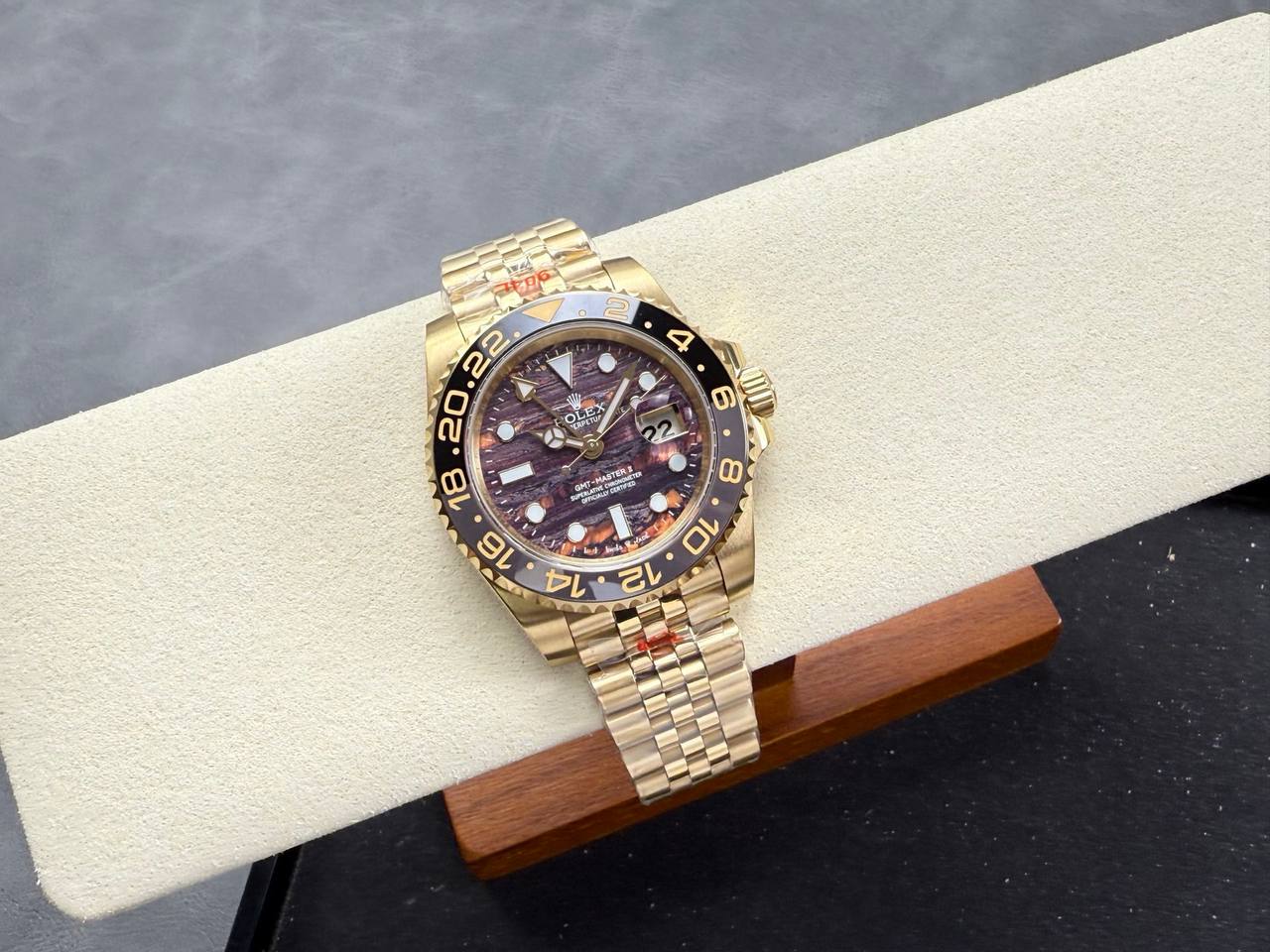 2025 Rolex GMT Master II 18 kt Yellow Gold m126718grnr 0002 40 mm Replica