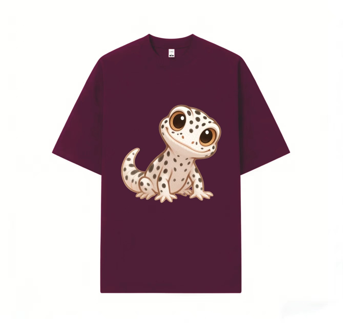 A cute and adorable short-sleeved shirt with a smiling lizard print – a must-have for summer outfits.