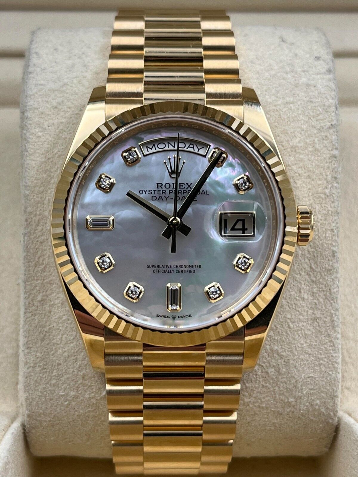 【Super Clone】RLX  Day-Date "President" 36mm Yellow Gold Mother of Pearl Diamond Dial - 128238