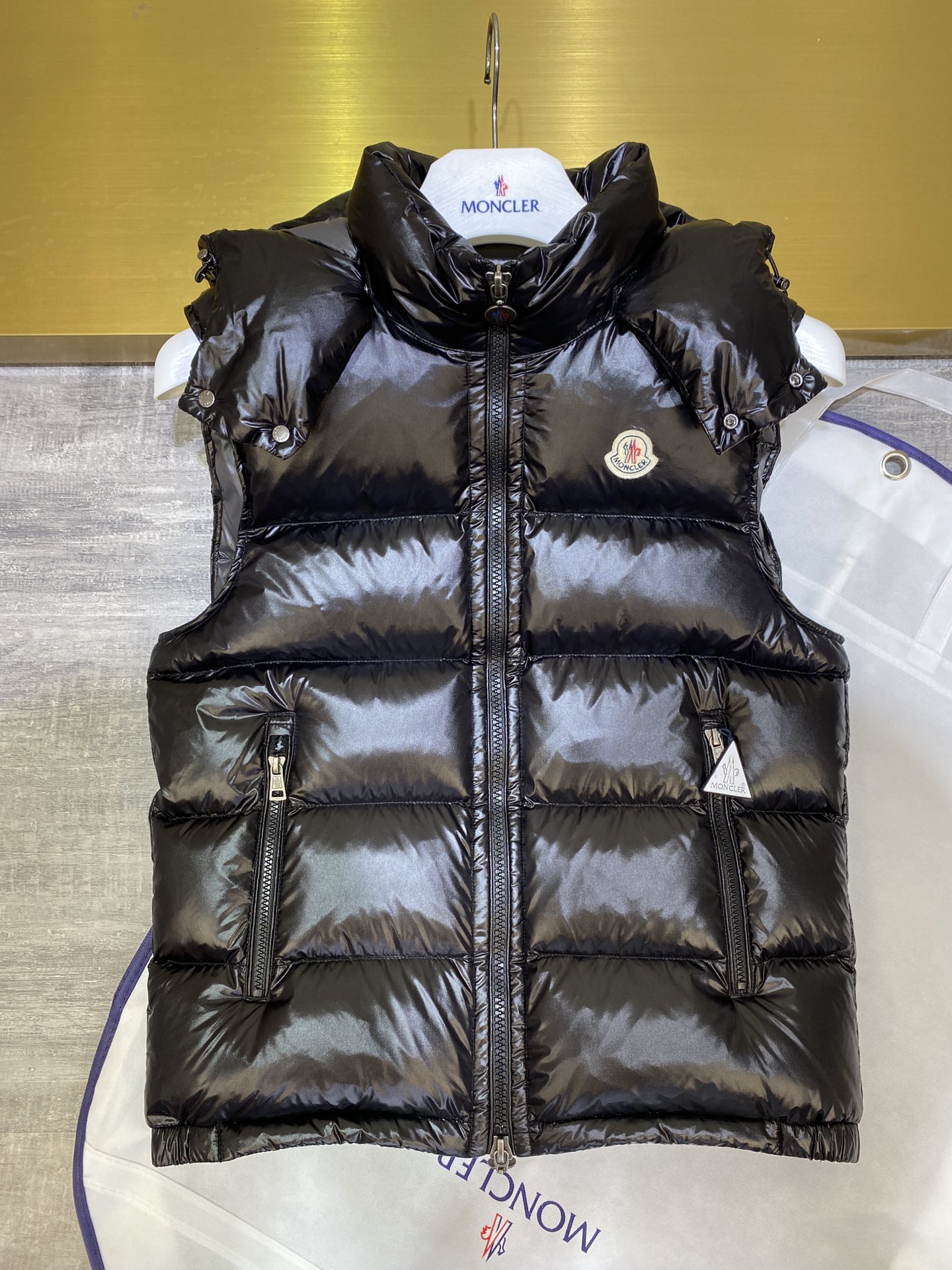 Moncler Bormes Winter Vest Size 1-5