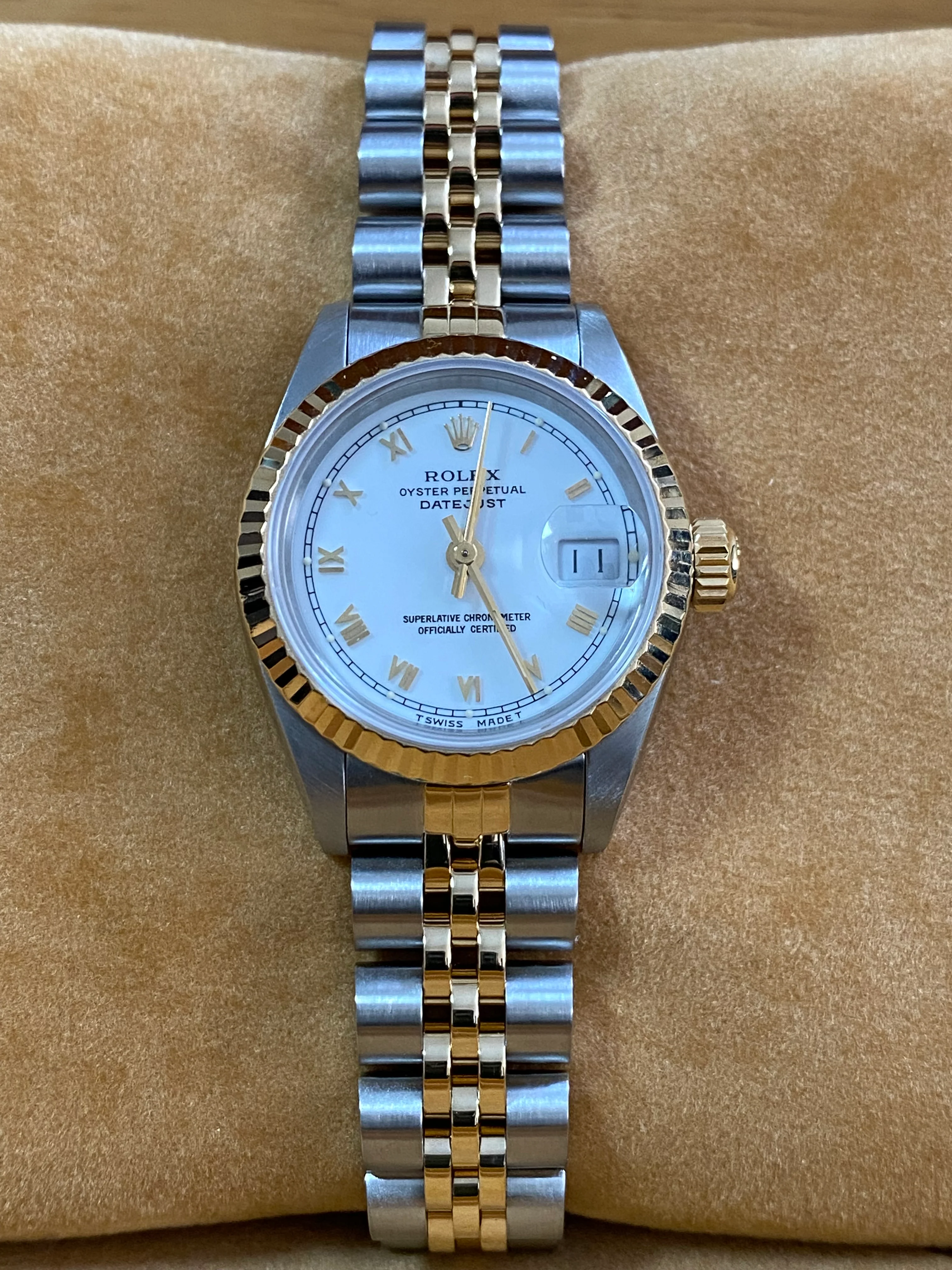 Rolex Steel and Yellow Gold Lady-Datejust - X serial - Fluted Bezel - White Roman Dial - Jubilee Bracelet - 69173 *COMPLETE SET*