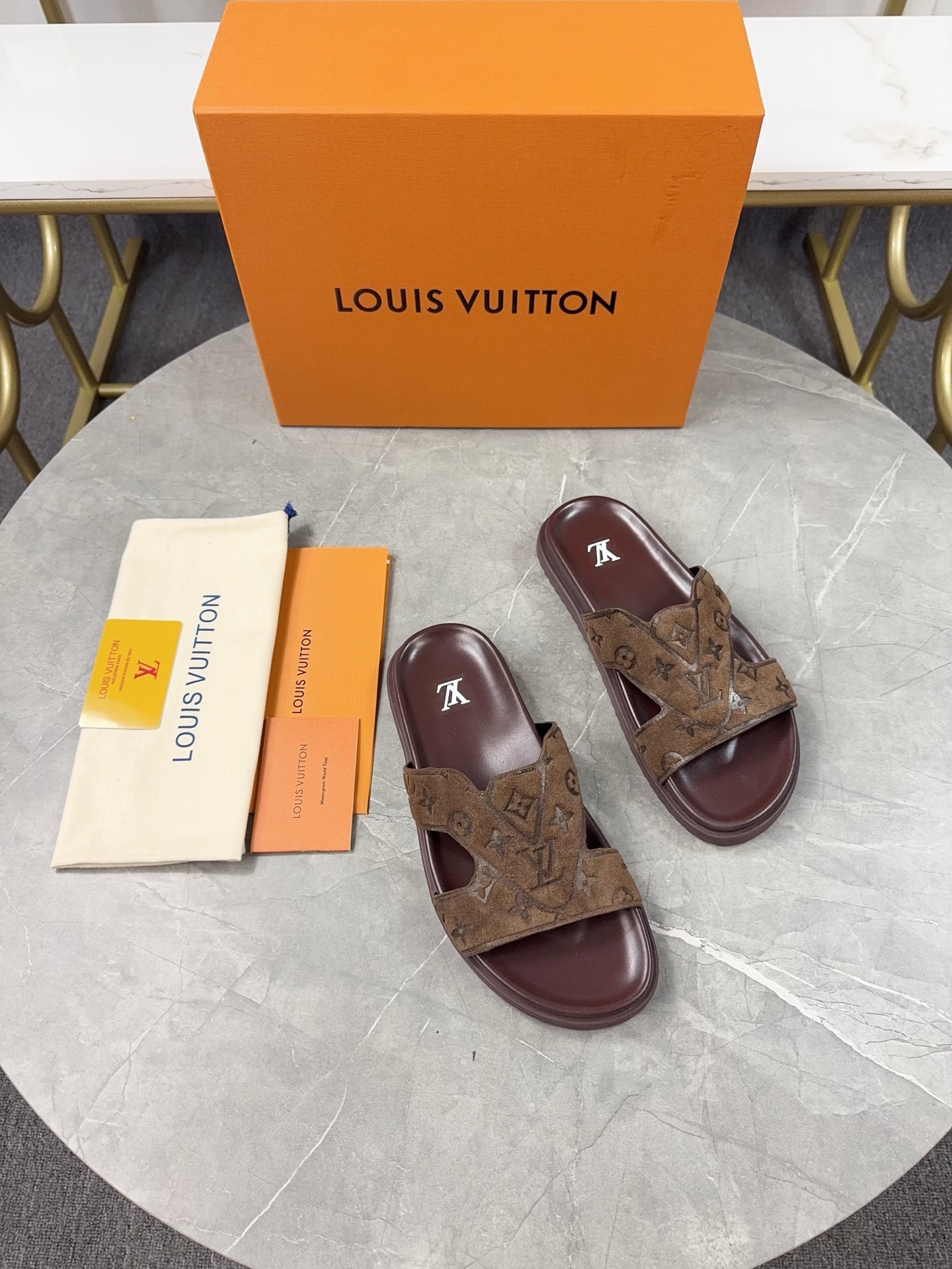 L X V SLIPPERS(Multiple colors) detail 12