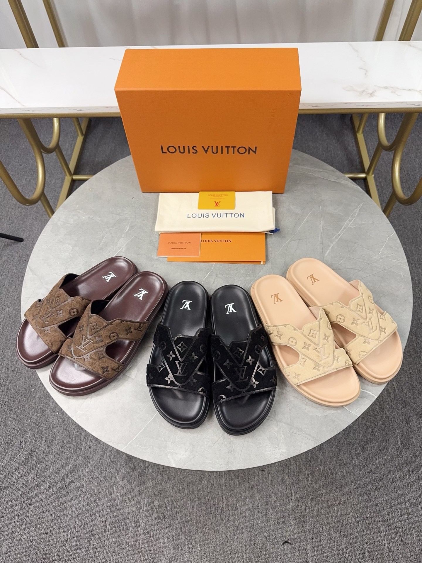 L X V SLIPPERS（Multiple colors）