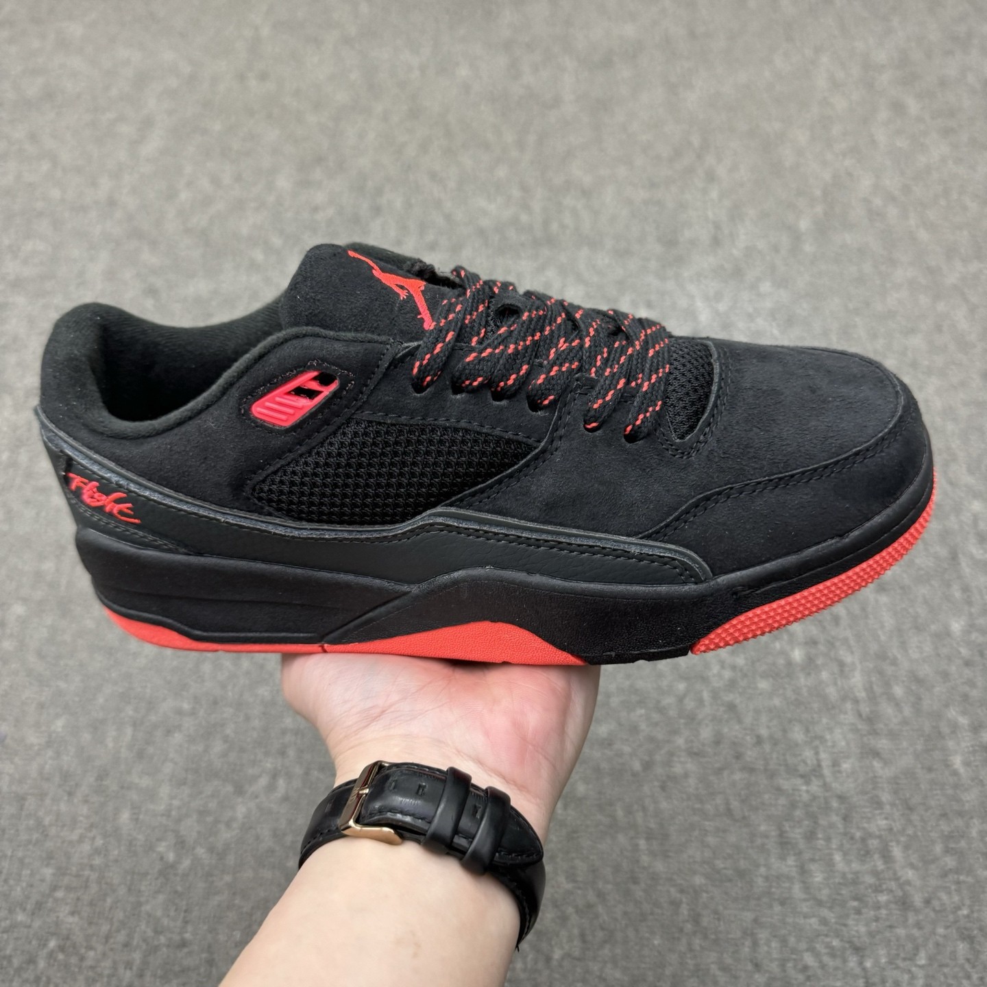 JRD 4 Retro Flight Court HF3255-011