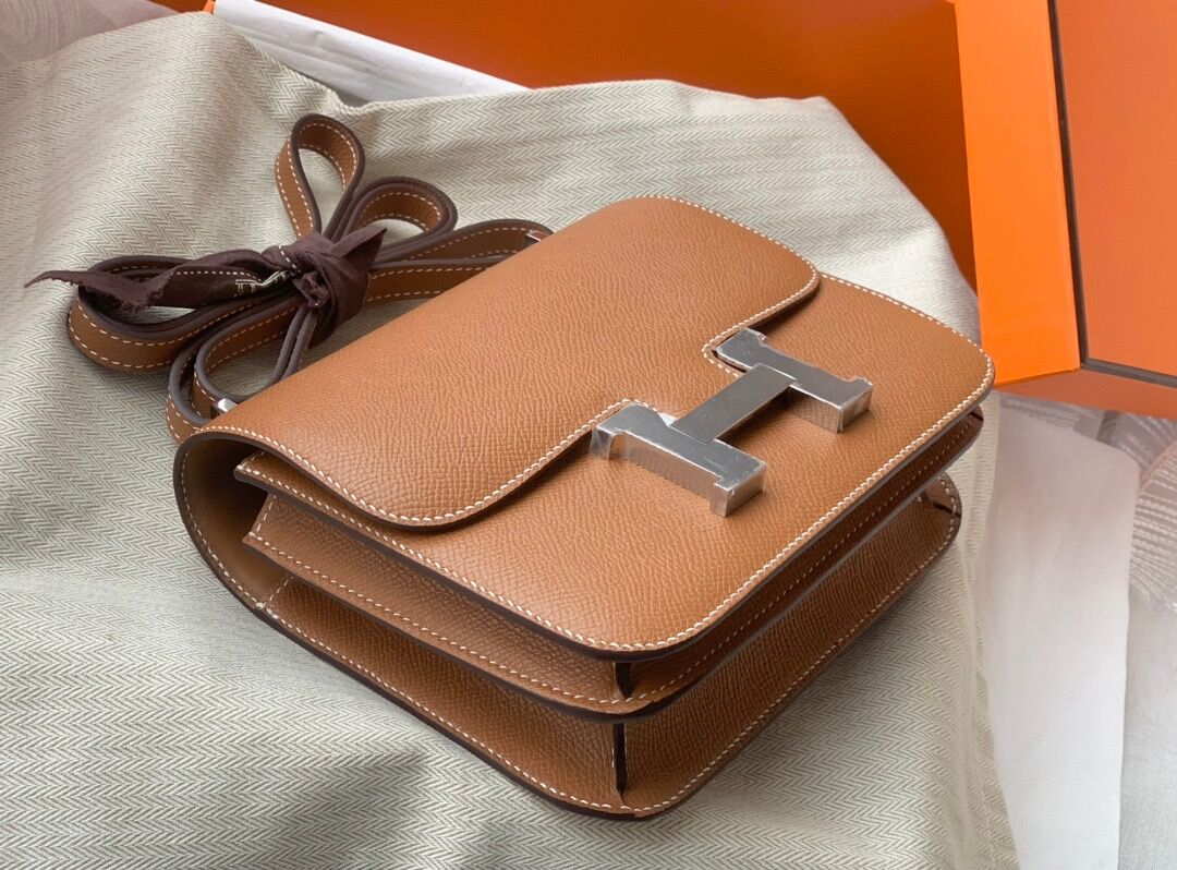 Hermes Constance Mini 19-24
