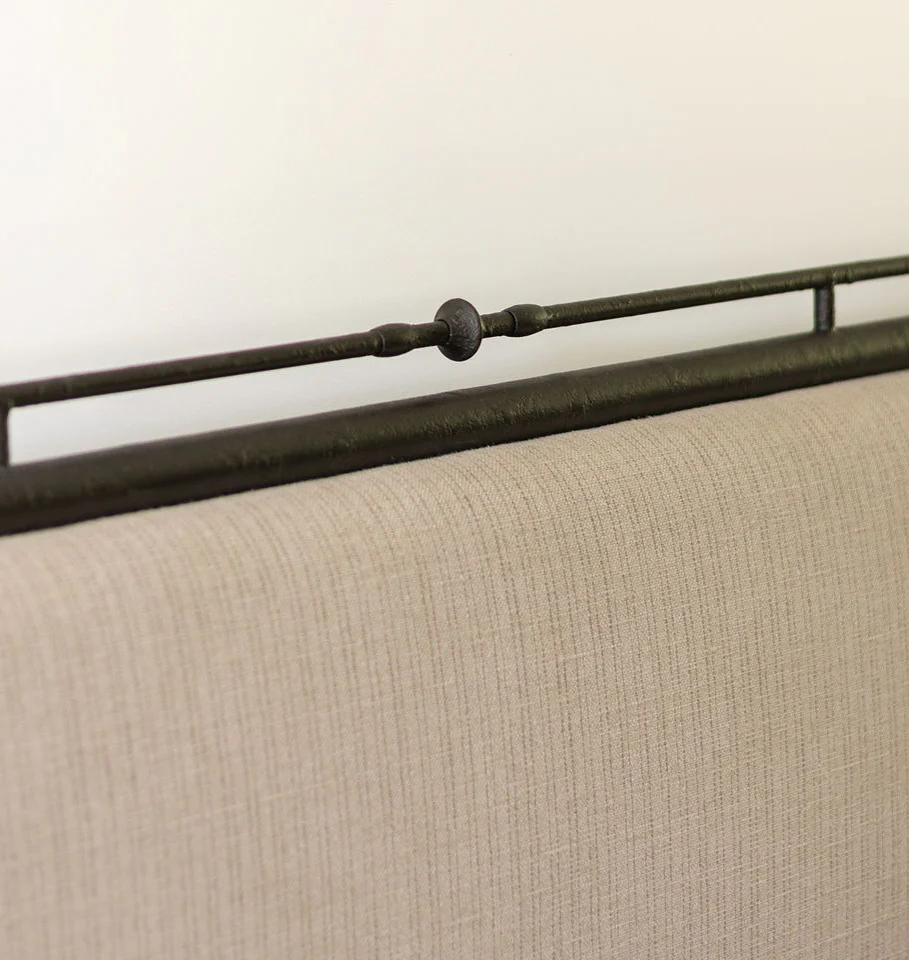 Leyla Bed