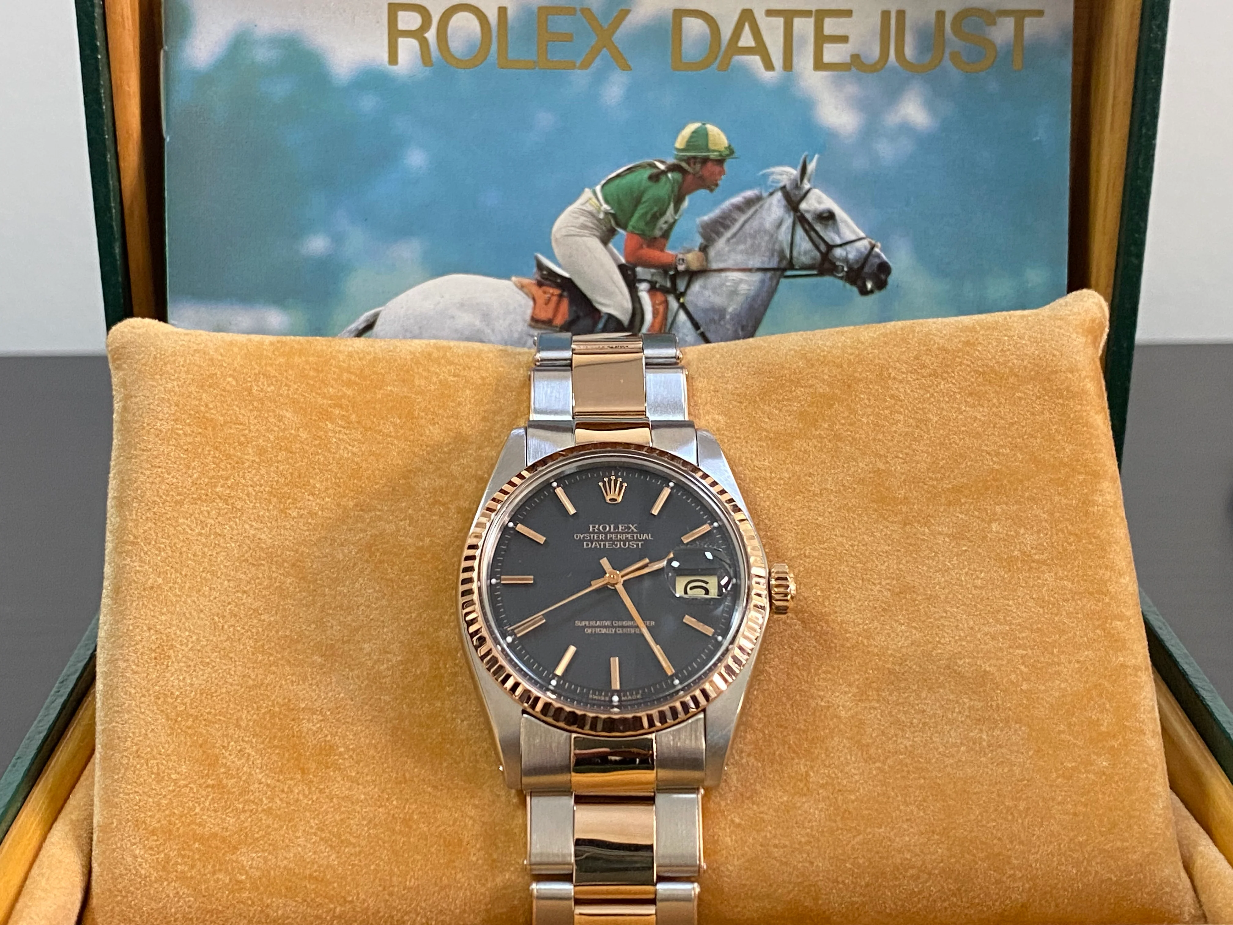 Rolex Steel and Everose Gold Datejust 36 - Fluted Bezel - Black Index Dial - Oyster Bracelet - 1601