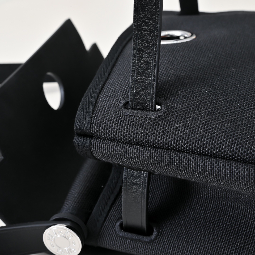 Hermes Herbag Mini 20