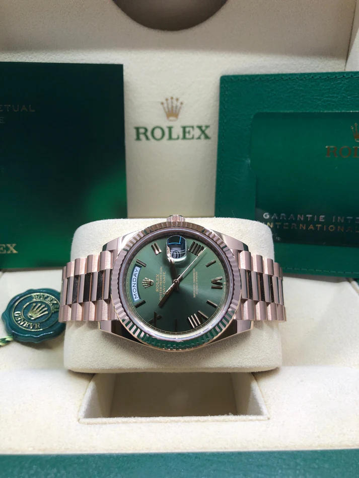 Rolex Day Date 40 18k Everose Gold Olive Green Dial m228235 0025 40mm