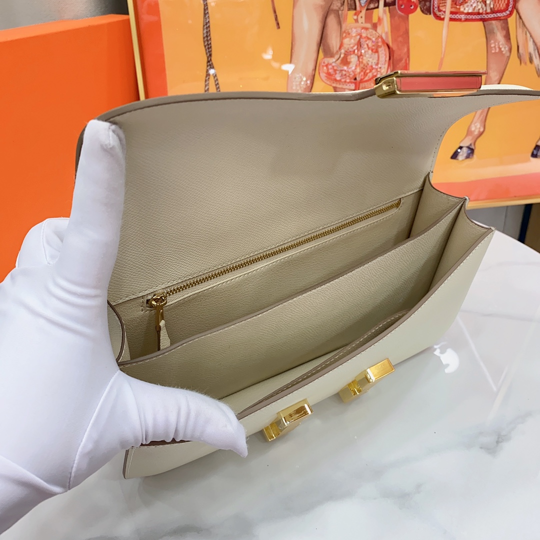 Hermes Constance Mini 26