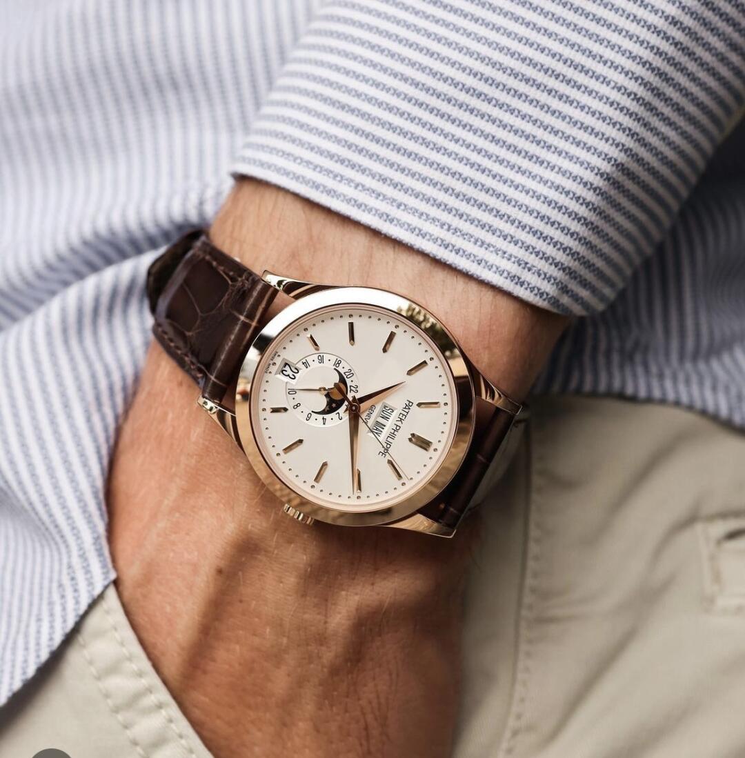 Patek Philippe Complications Annual Calendar 5396R-011 38.5mm