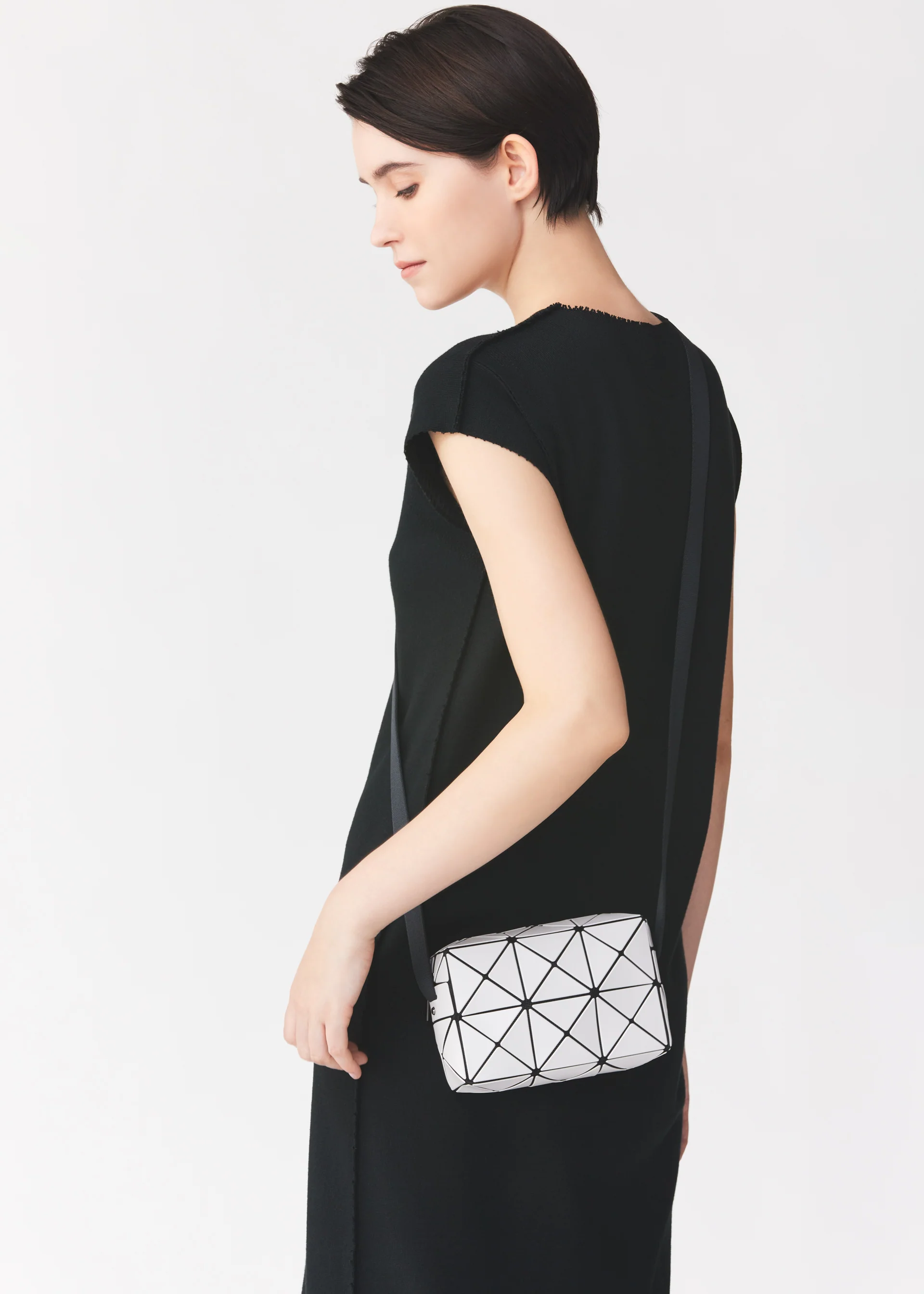 CUBOID CROSSBODY BAG