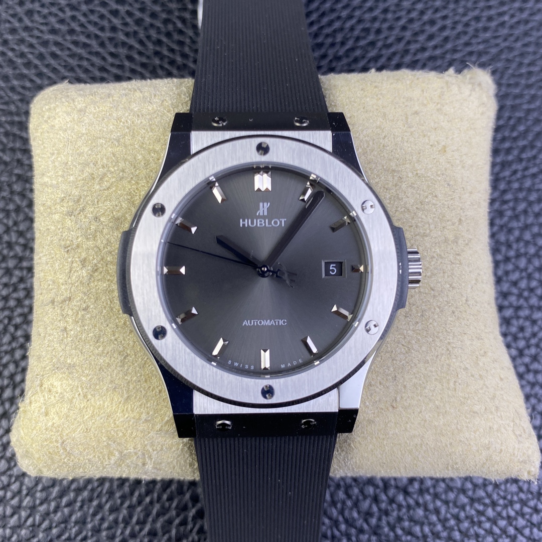 Hublot Classic Fusion 511.co.1181.rx 45mm Mens