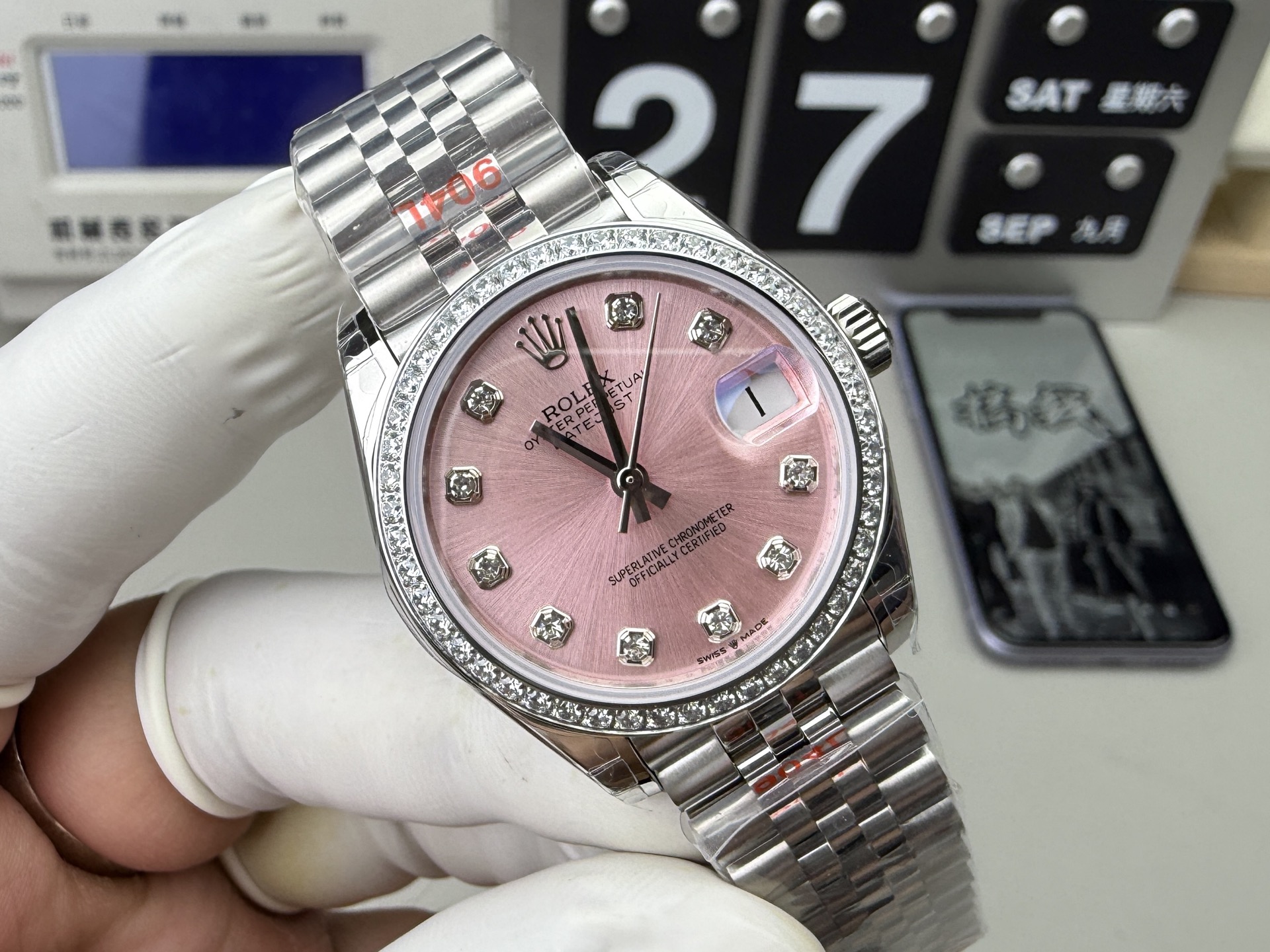 Rolex Datejust 31mm – Pink Dial (Elegant Classic for Women)