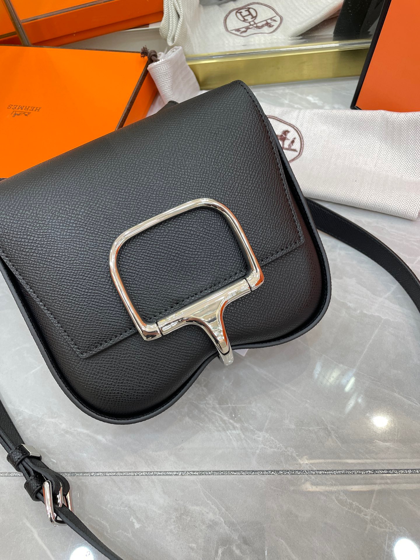 Hermes Della 19 Epsom