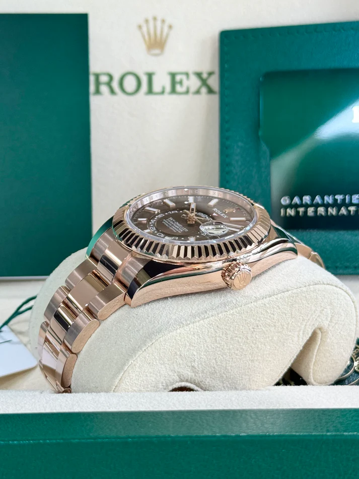 Rolex Sky-Dweller 42 mm Ref. # 330935-0006