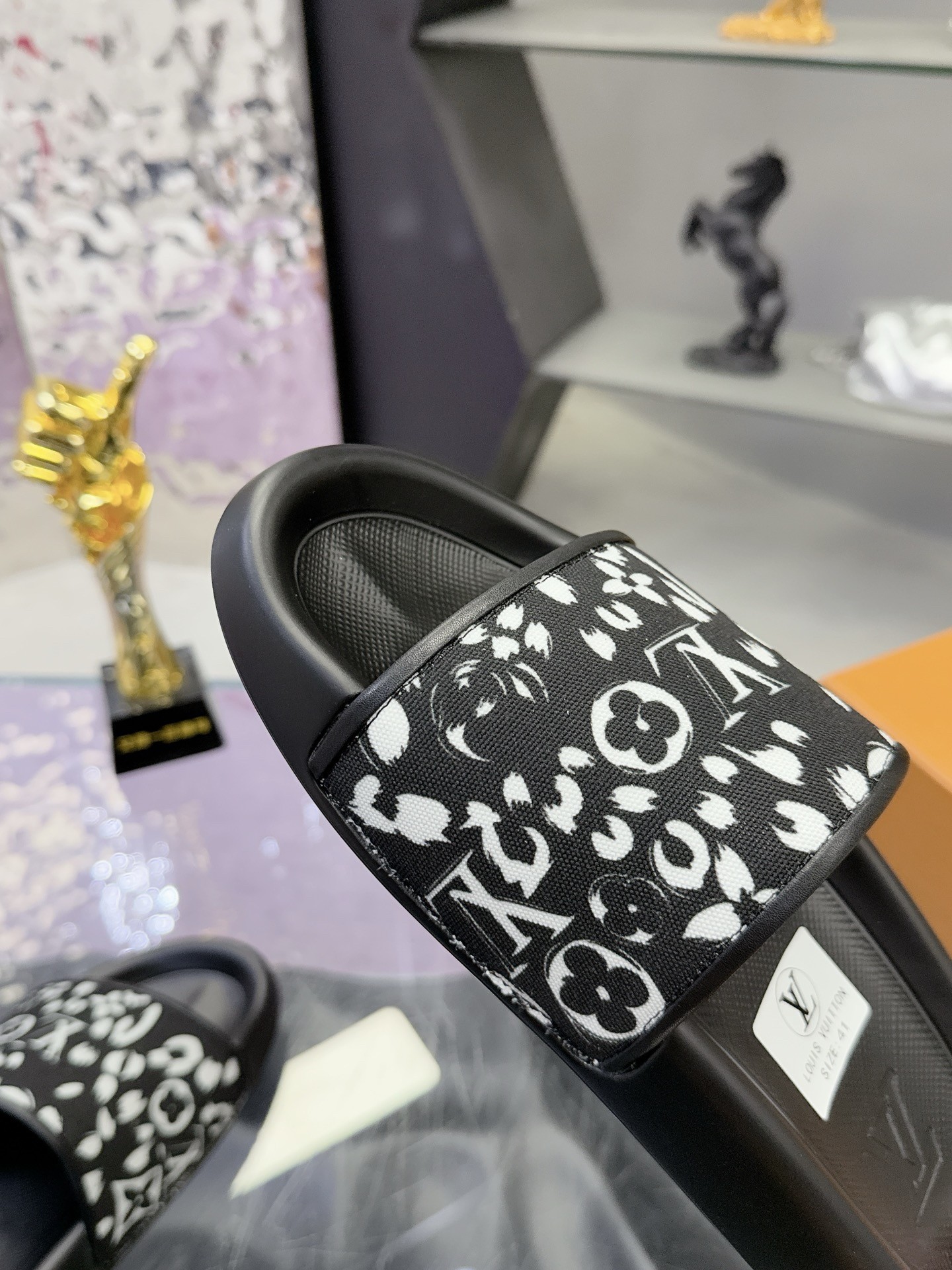 L X V SLIPPERS detail 8