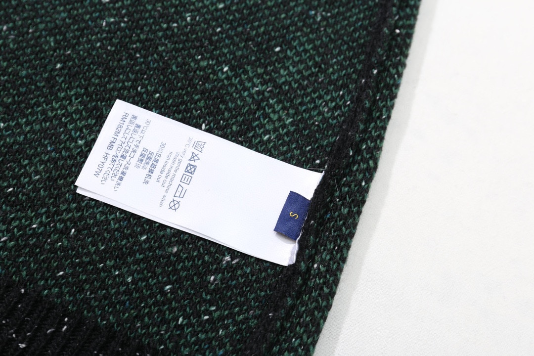 Louis Vuitton Unisex Sweatshirt Size S-XL