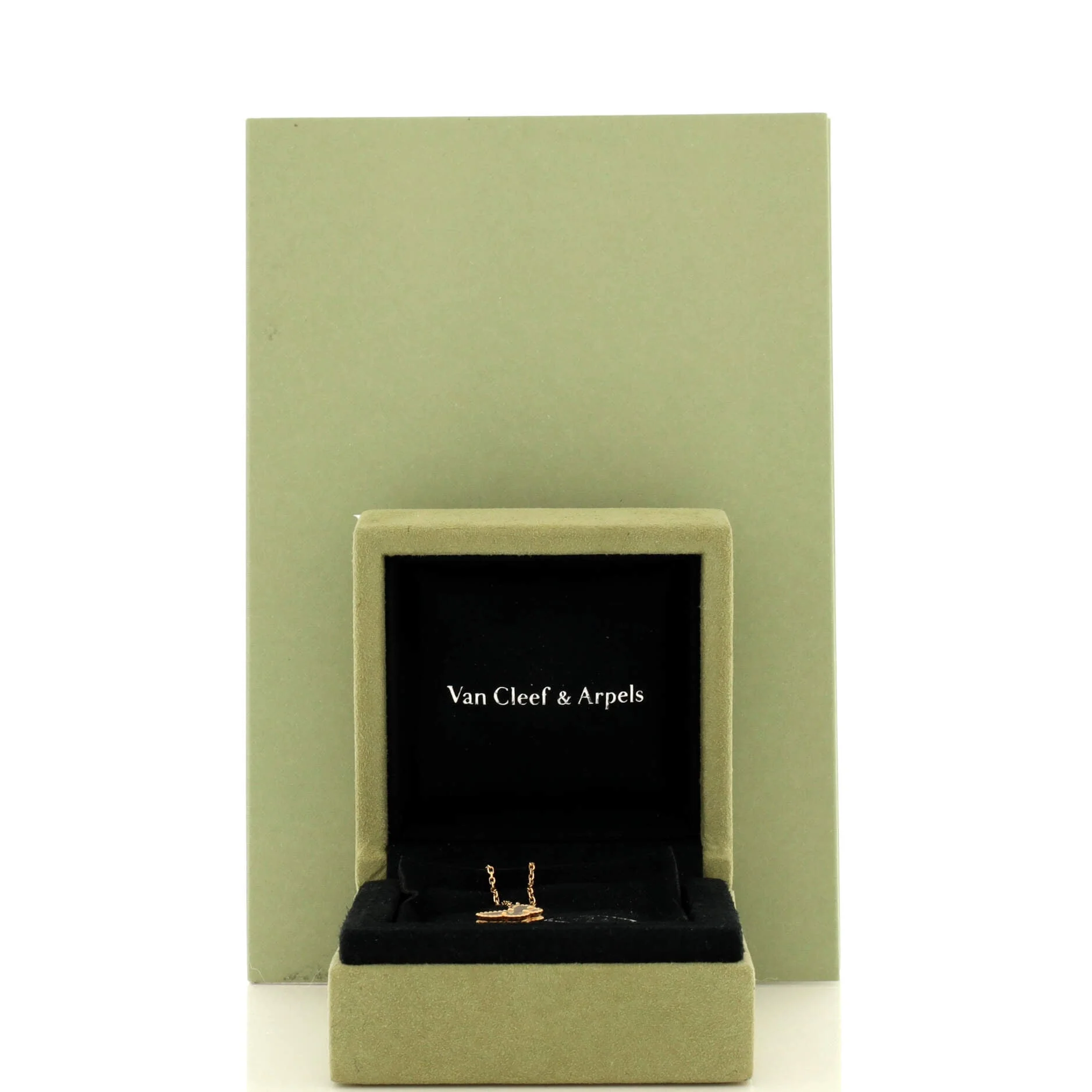 Sweet Alhambra Butterfly Pendant Necklace 18K Yellow Gold and Mother of Pearl