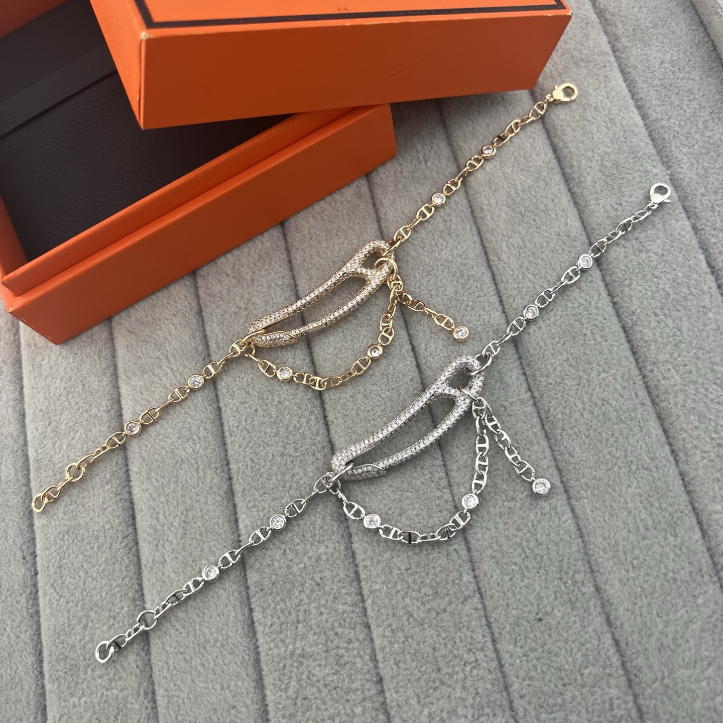 Paperclip-shaped full-diamond chain necklace - Artisantouchss