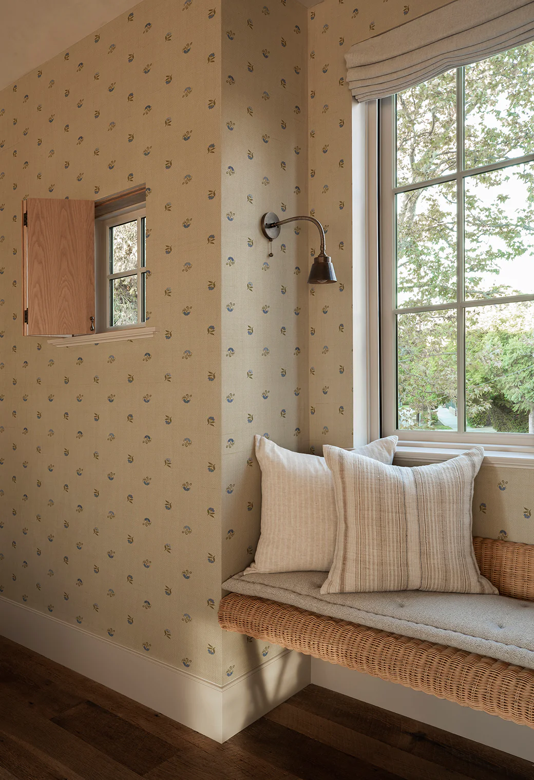 Laila Grasscloth Wallpaper