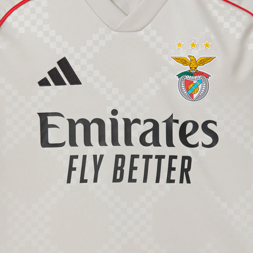 Conjunto Infantil Benfica Alternativa Bege 2025/26 - ÚLTIMAS UNIDADES