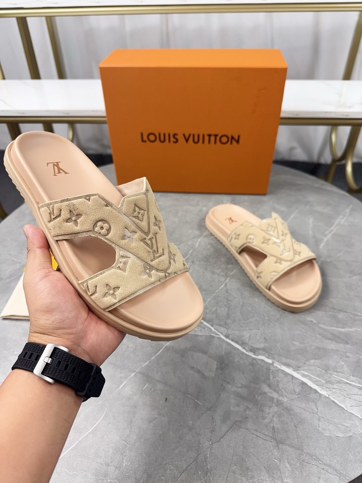 L X V SLIPPERS(Multiple colors) detail 23
