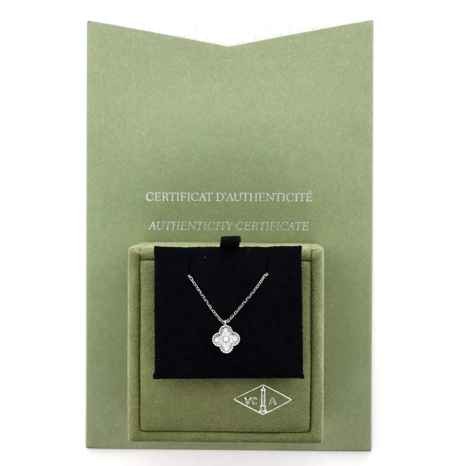 Sweet Alhambra Pendant Necklace 18K White Gold with Diamonds