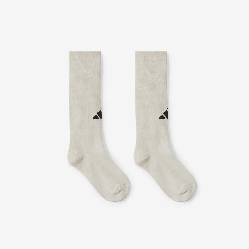 Conjunto Infantil Benfica Alternativa Bege 2025/26 - ÚLTIMAS UNIDADES