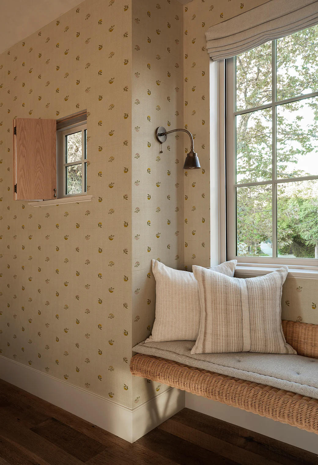 Laila Grasscloth Wallpaper