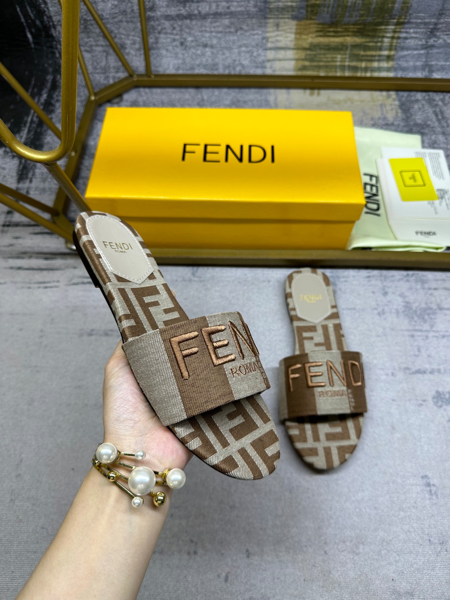 Fendi Slippers Size 36-42