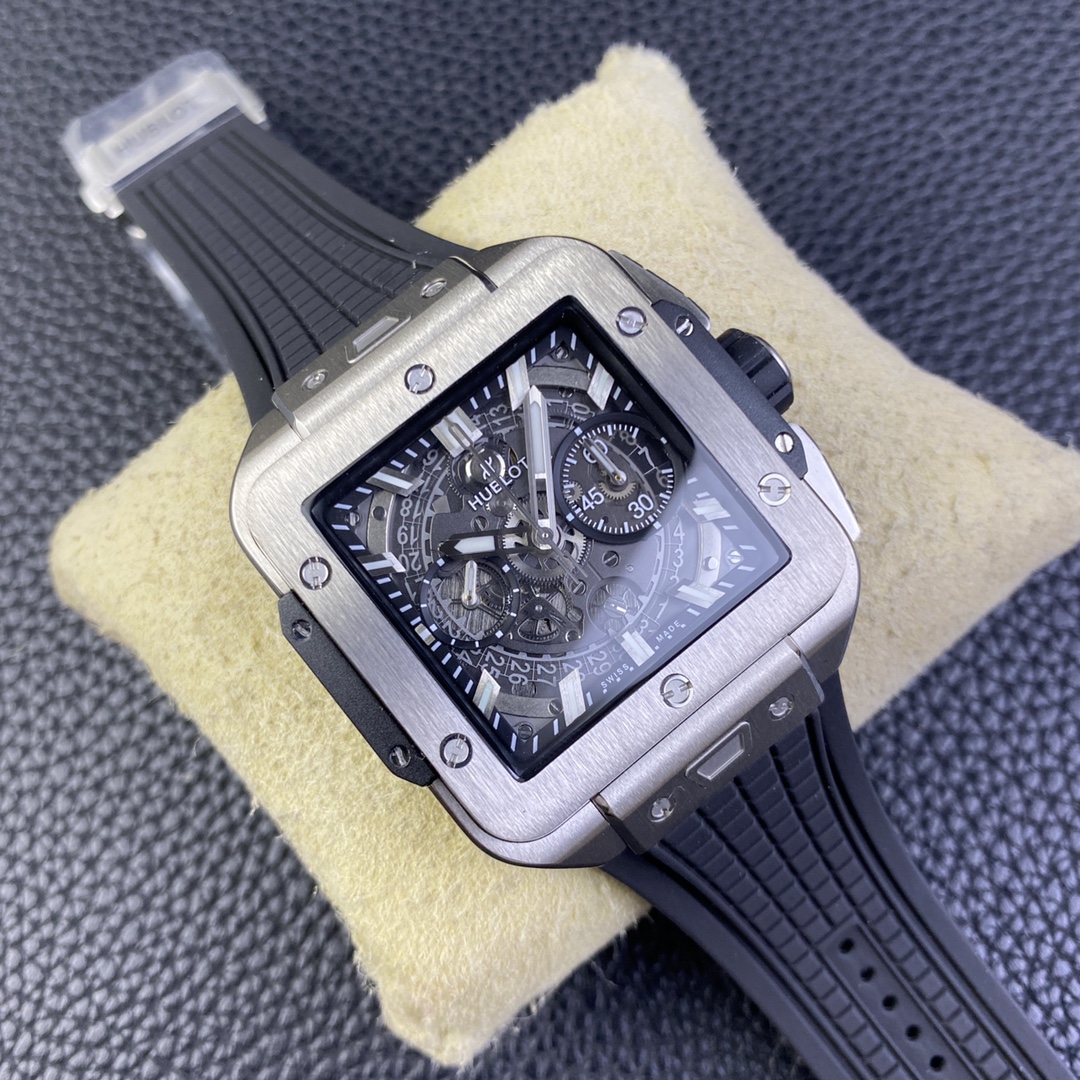 Hublot Square Bang 821.OM.0180.RX 42 mm