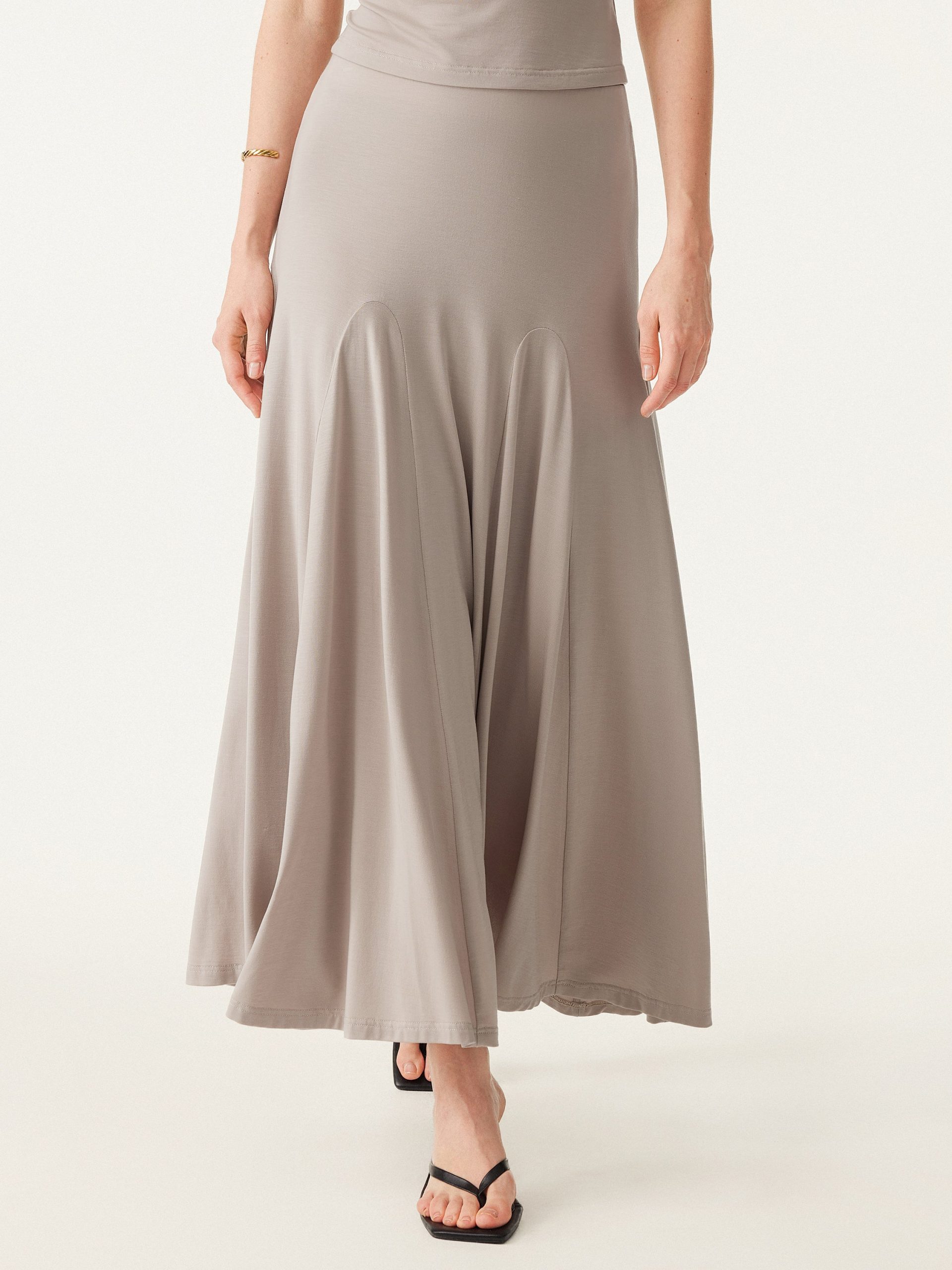 Ultrasoft Flowy Midi Pull-on Skirt