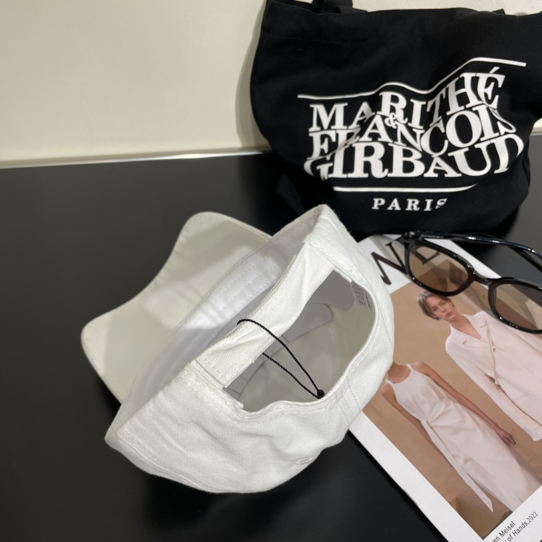 Balenciaga Baseball Cap