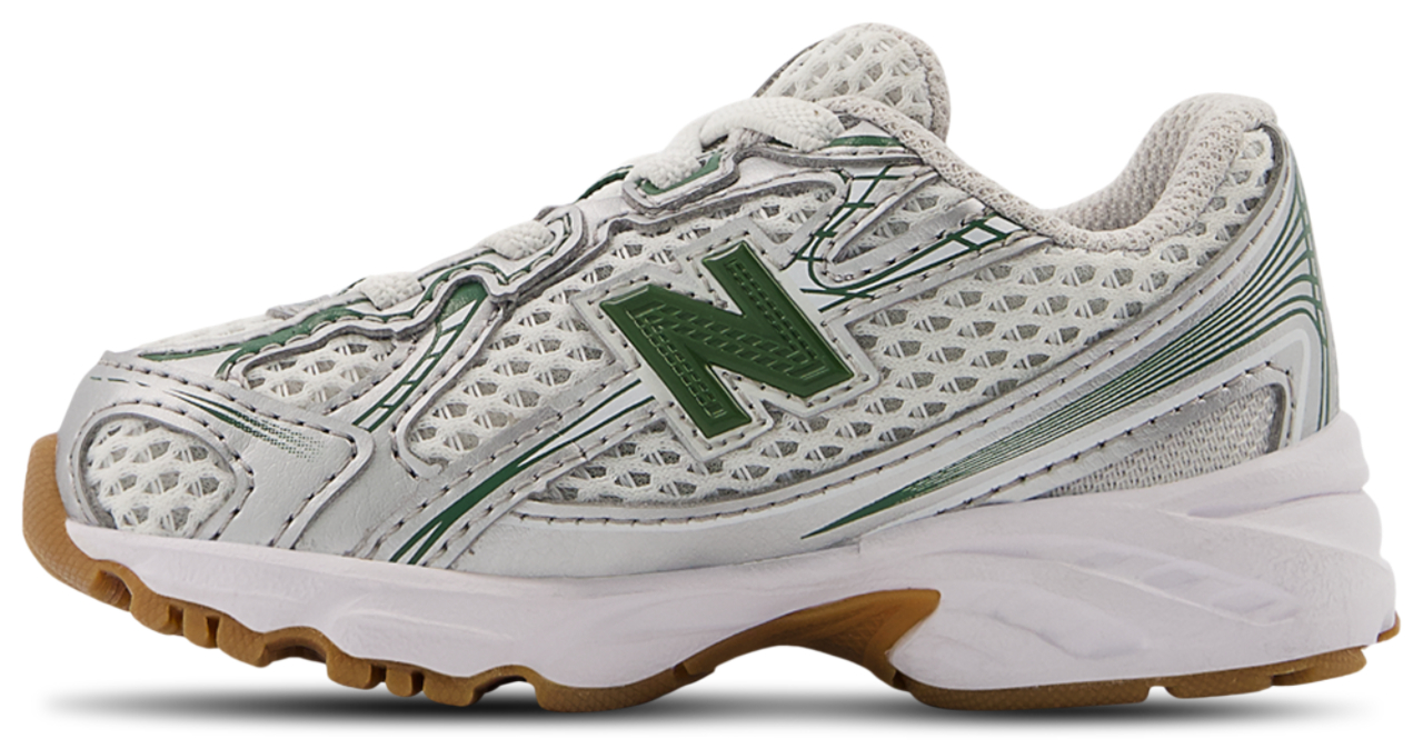 New Balance 740