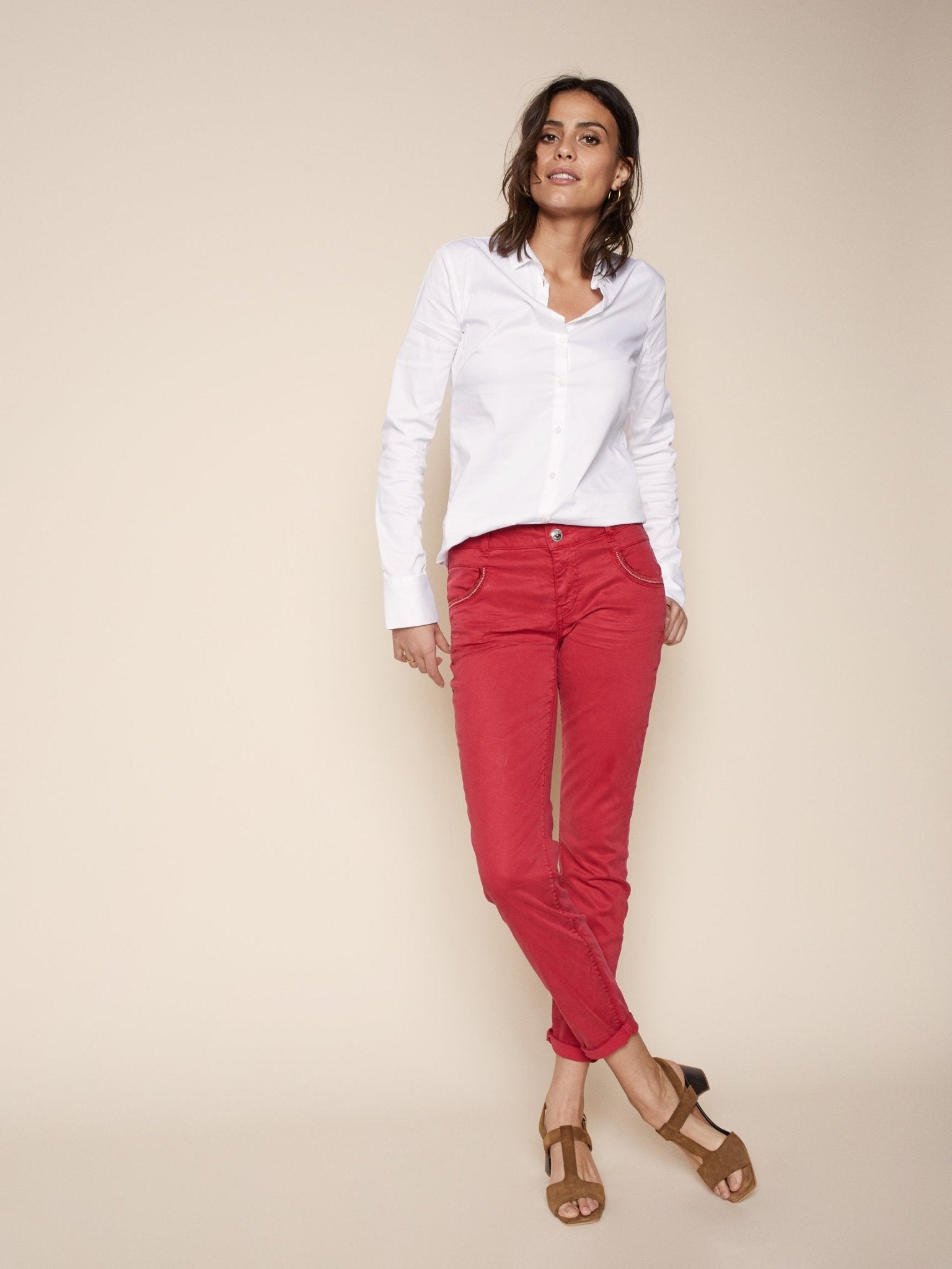 ‌Pocket-Embroidered Taper Pants