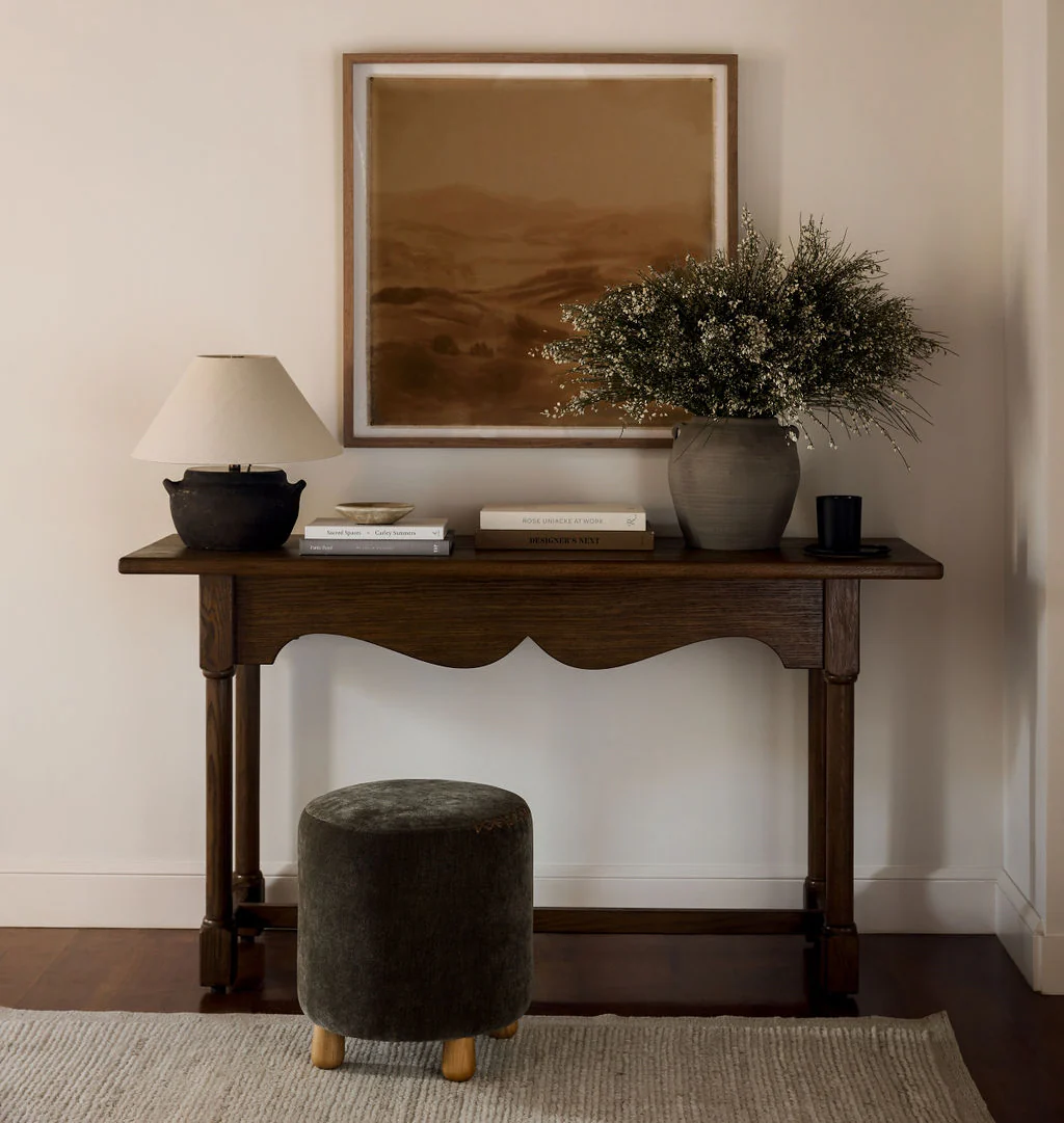 Tocho Footed Stool