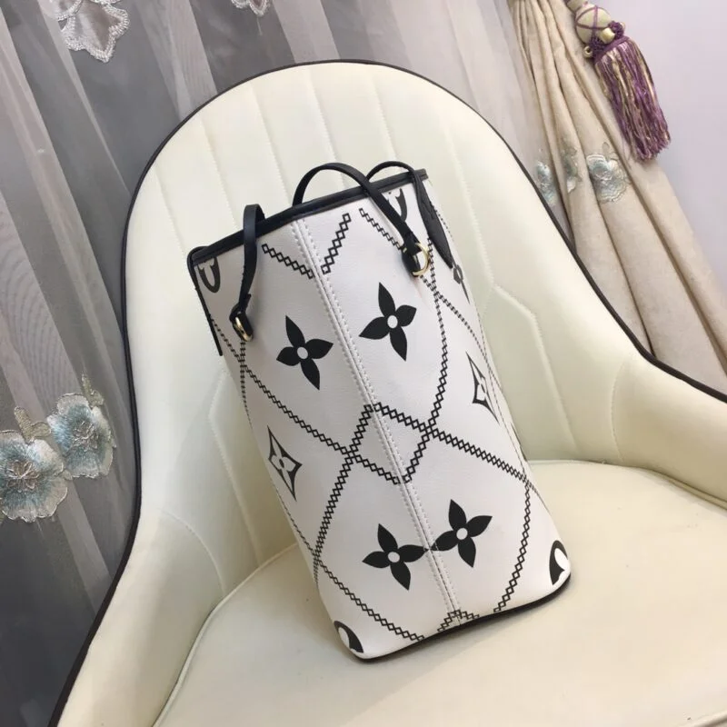 Louis Vuitton Neverfull Mm M40996