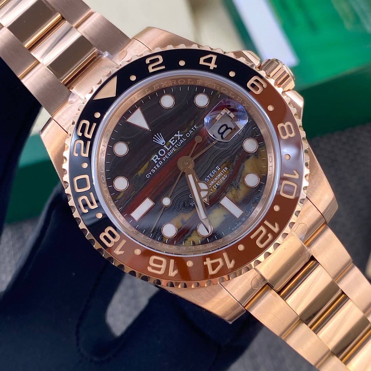2025 Rolex GMT Master II 18k Everose Gold M126715CHNR 0002 Replica