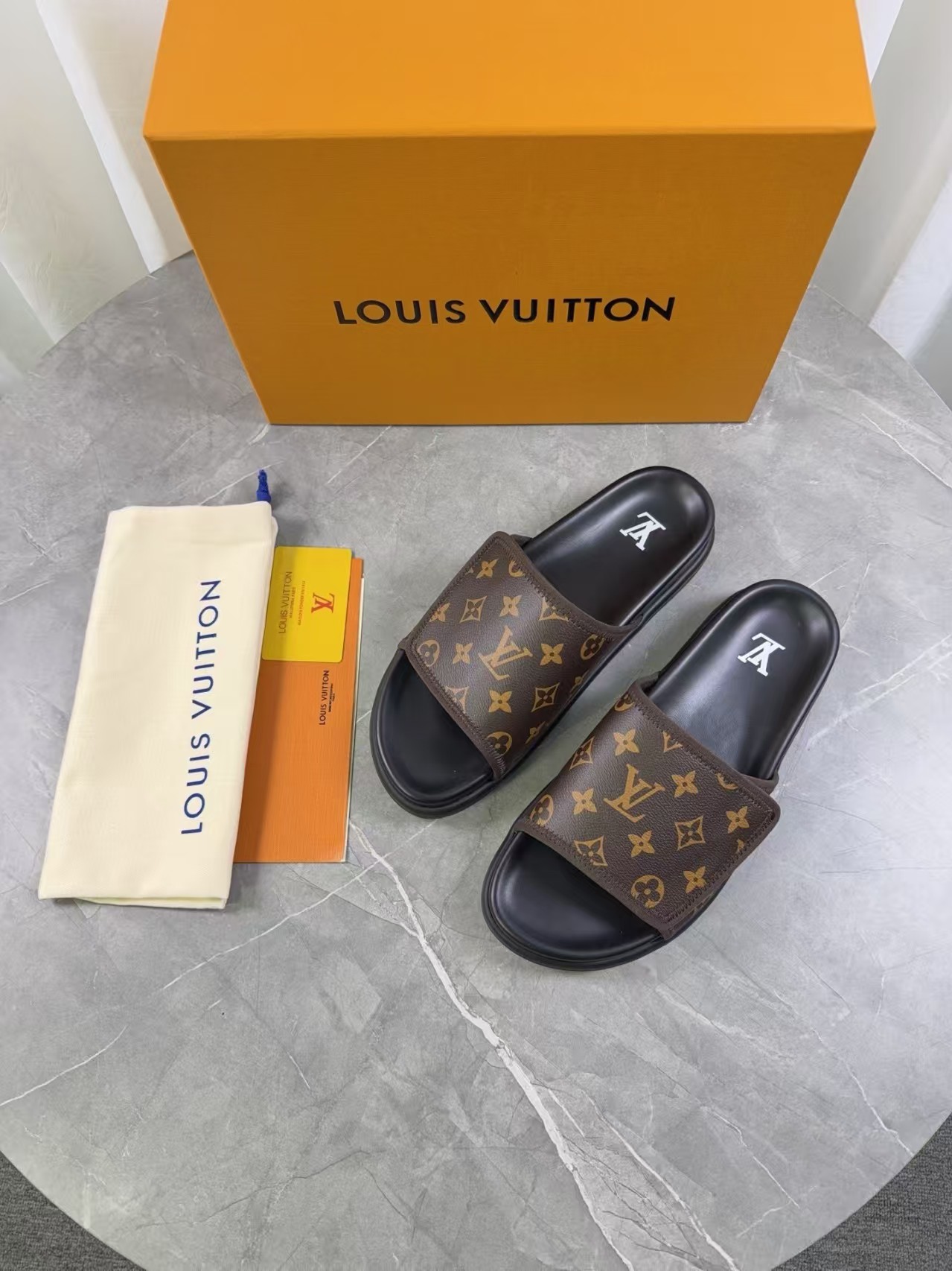 L X V SLIPPERS(Multiple colors) detail 26