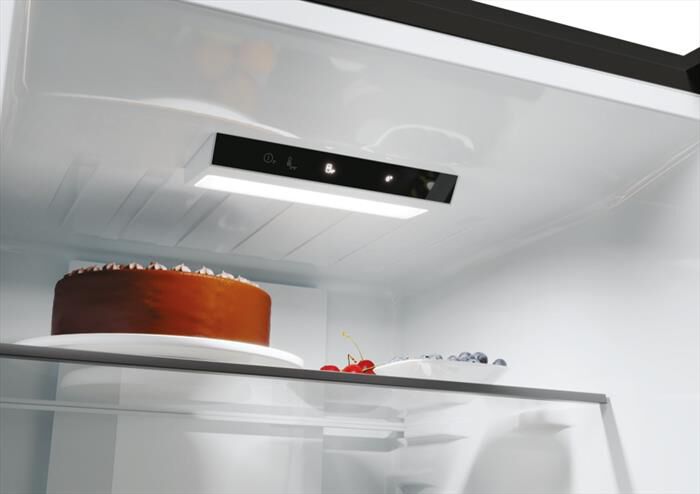 CANDY - Frigorifero combinato CNCQ2T620EB Classe E 409 lt-Black