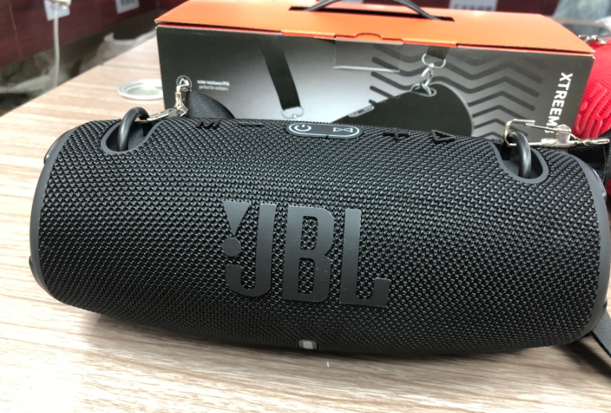 JBL Xtreme3 Portable Speaker
