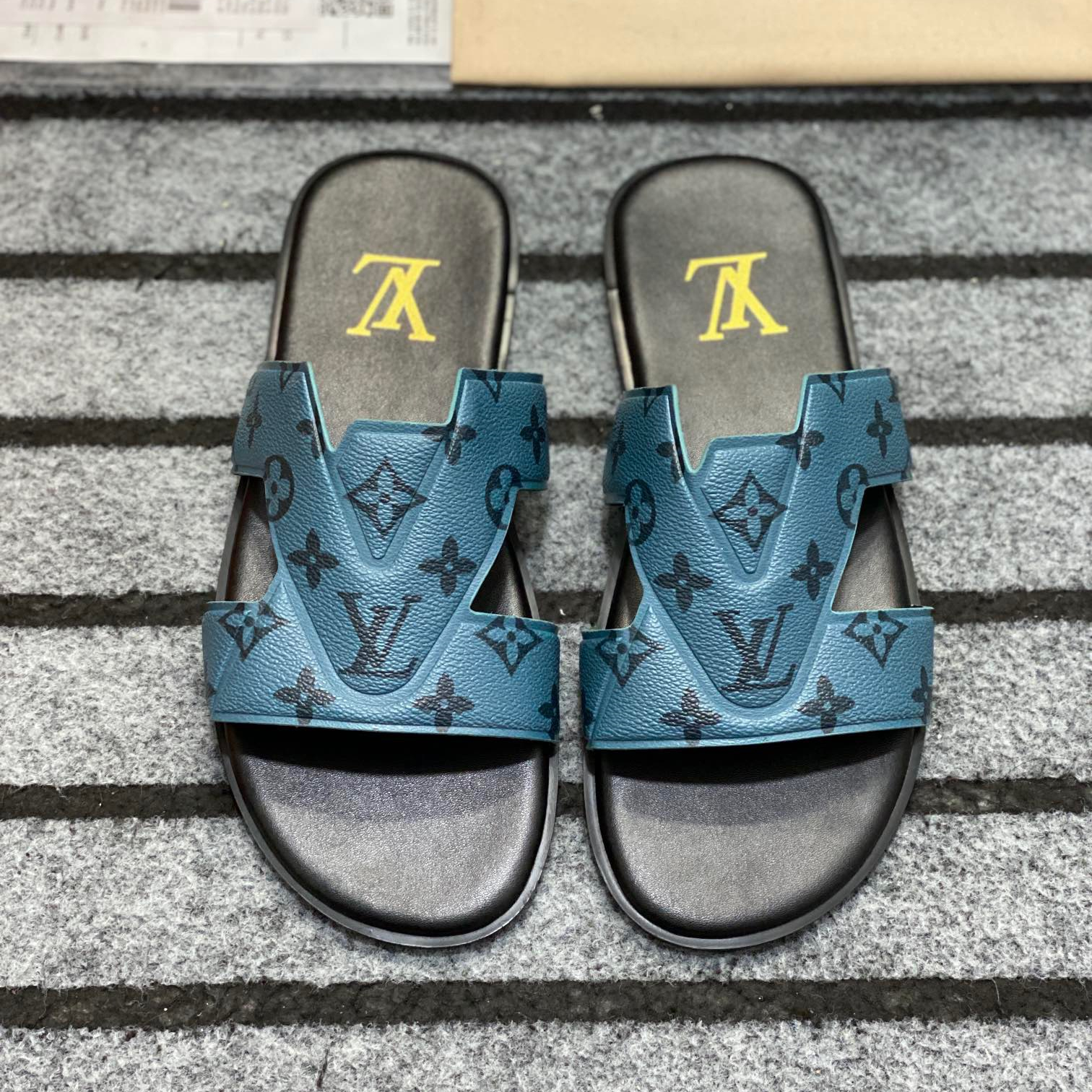 Louis Vuitton LV Oasis Slippers Size 39-45 3-Color