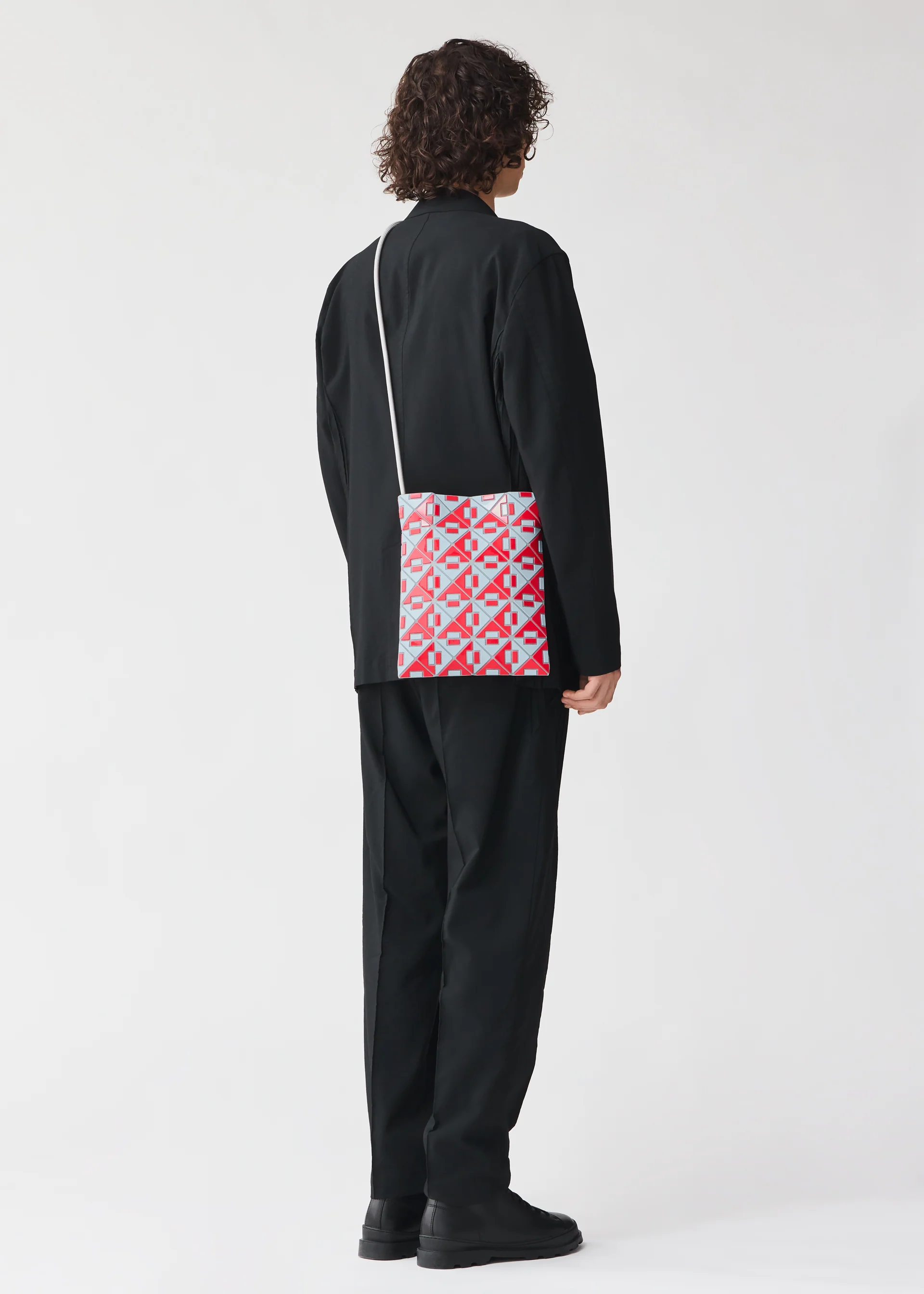 CONNECT CROSSBODY BAG