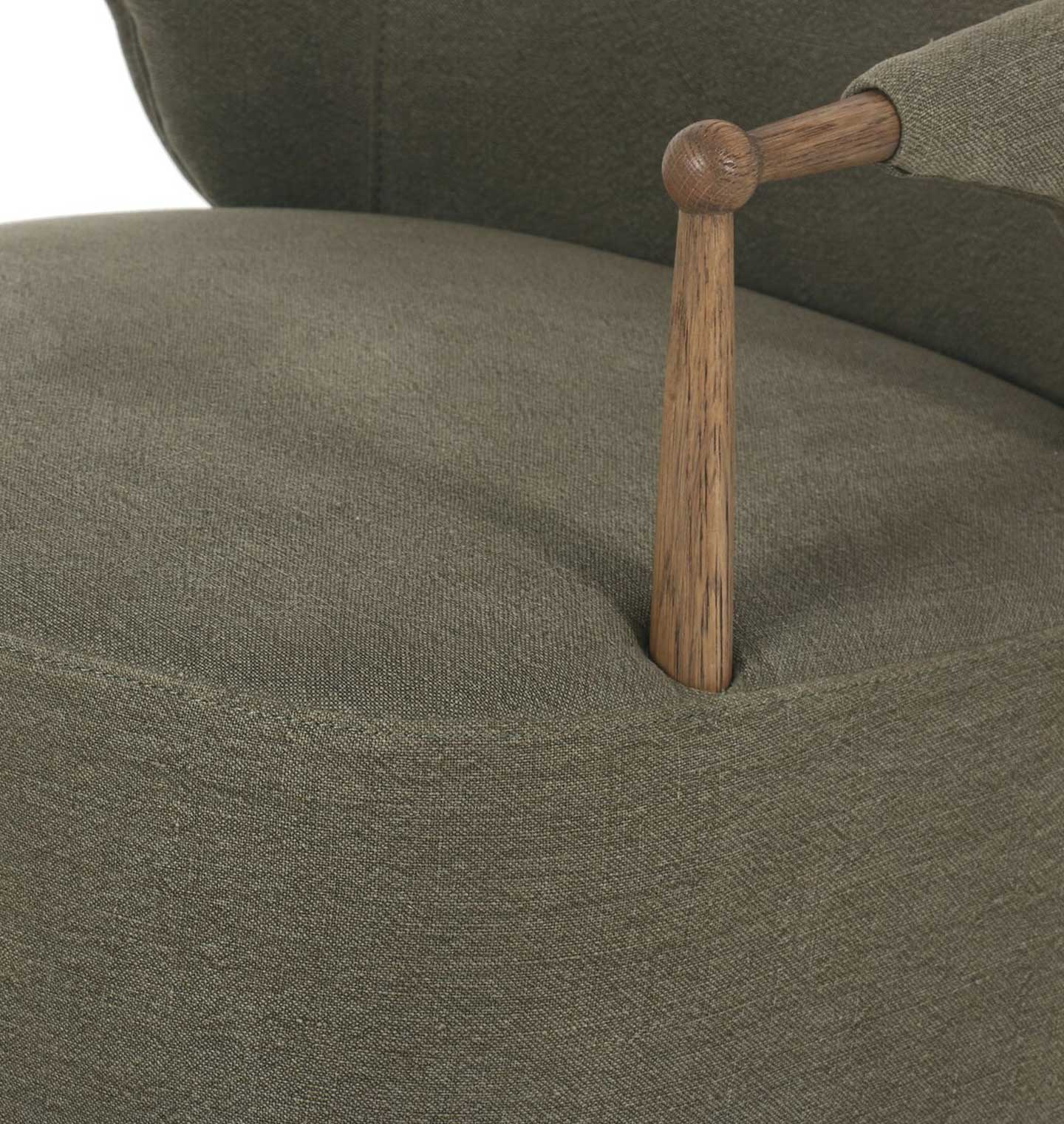 Brently Lounge Chair