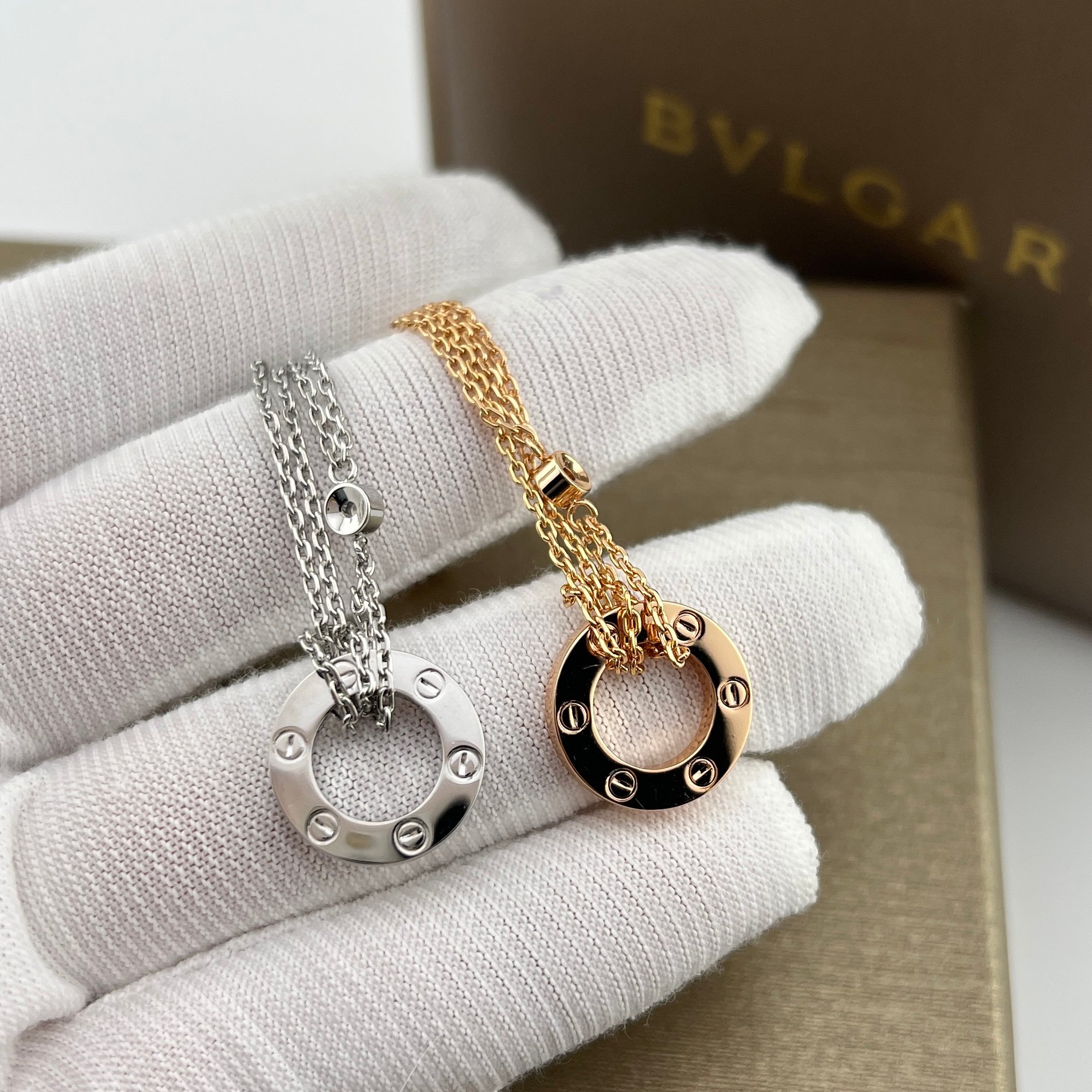 Diamond-set circular bracelet - Artisantouchss