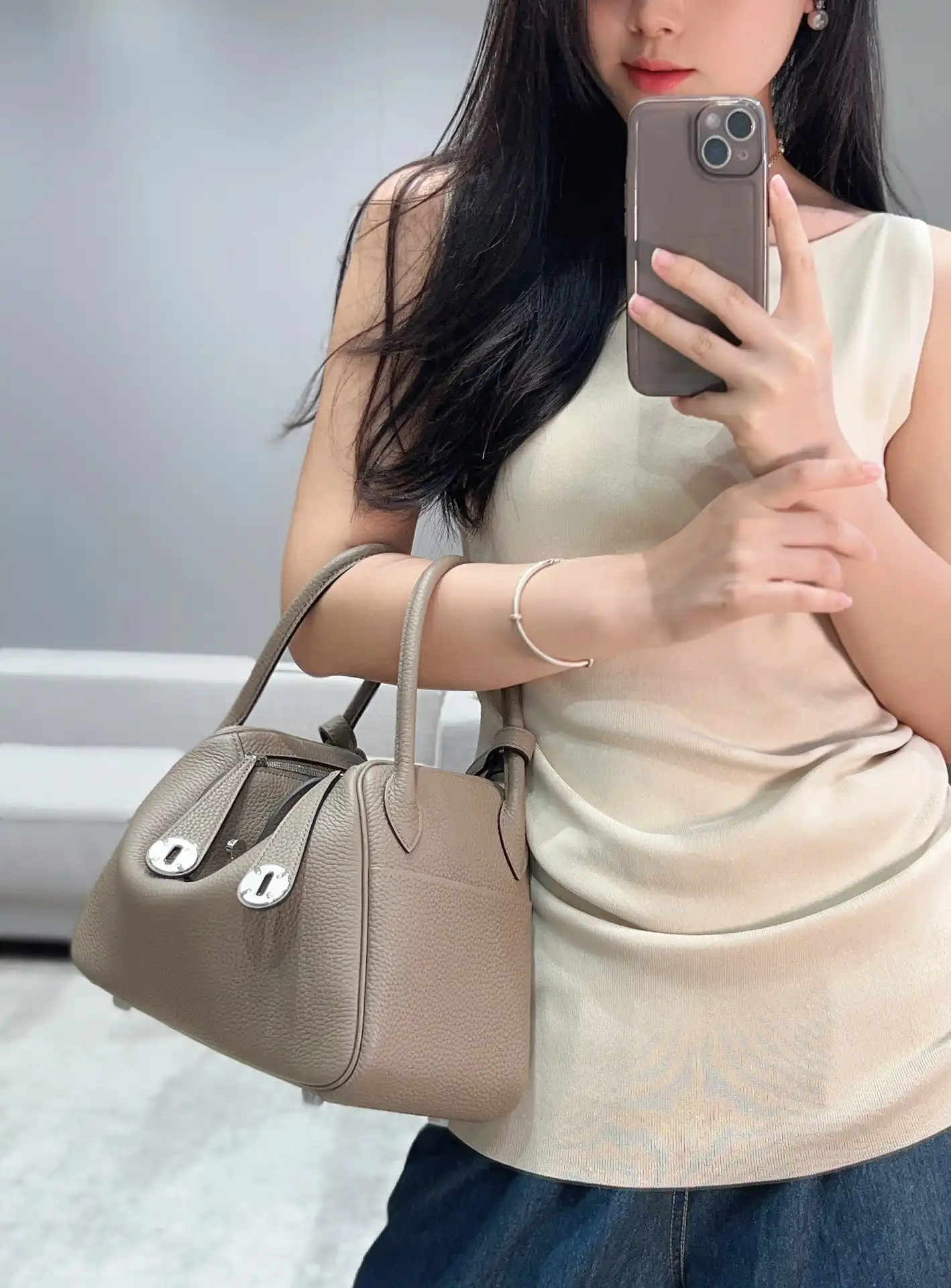Lindy 26 - Artisantouchss
