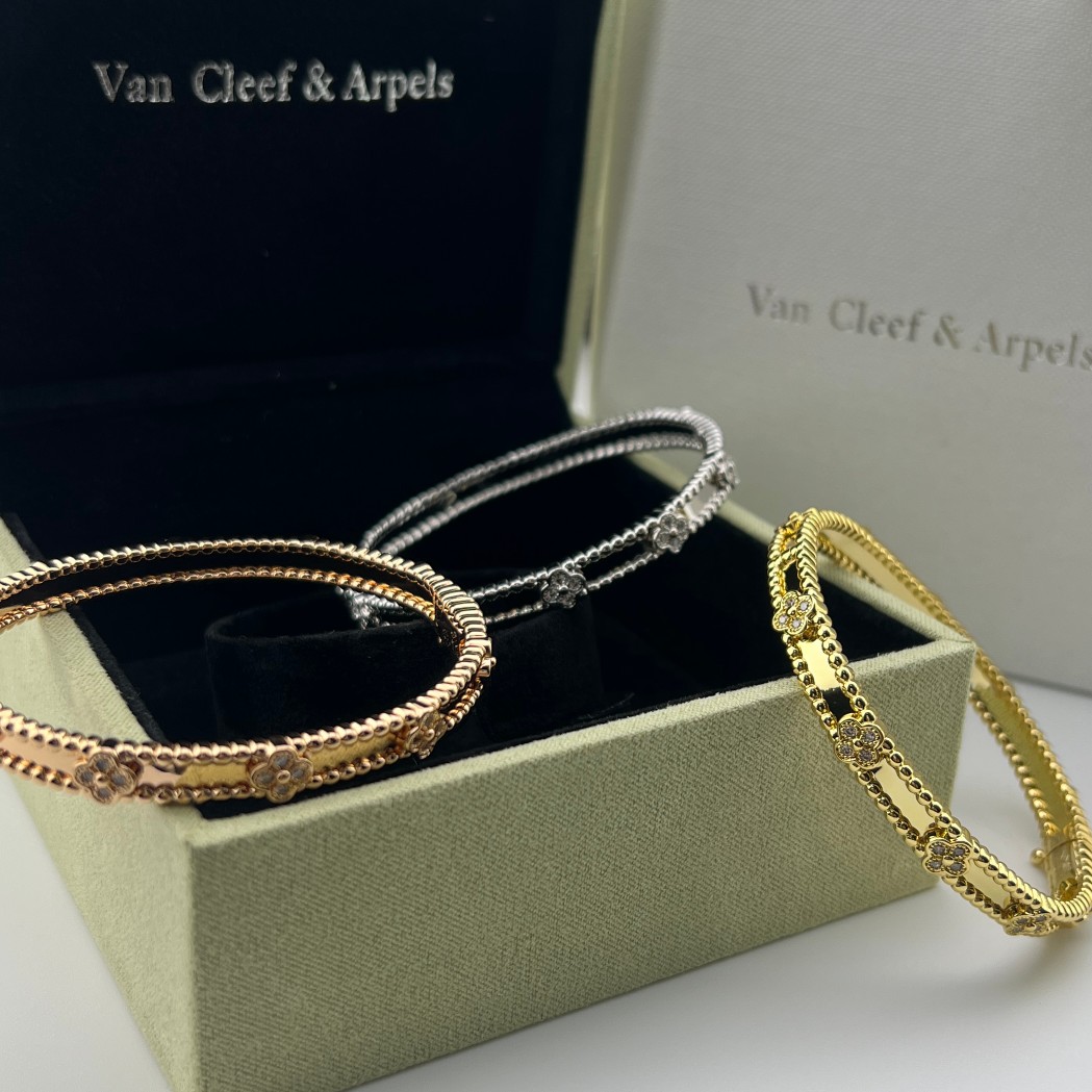 Pavé-set Diamond Kaleidoscope Bracelet - Artisantouchss